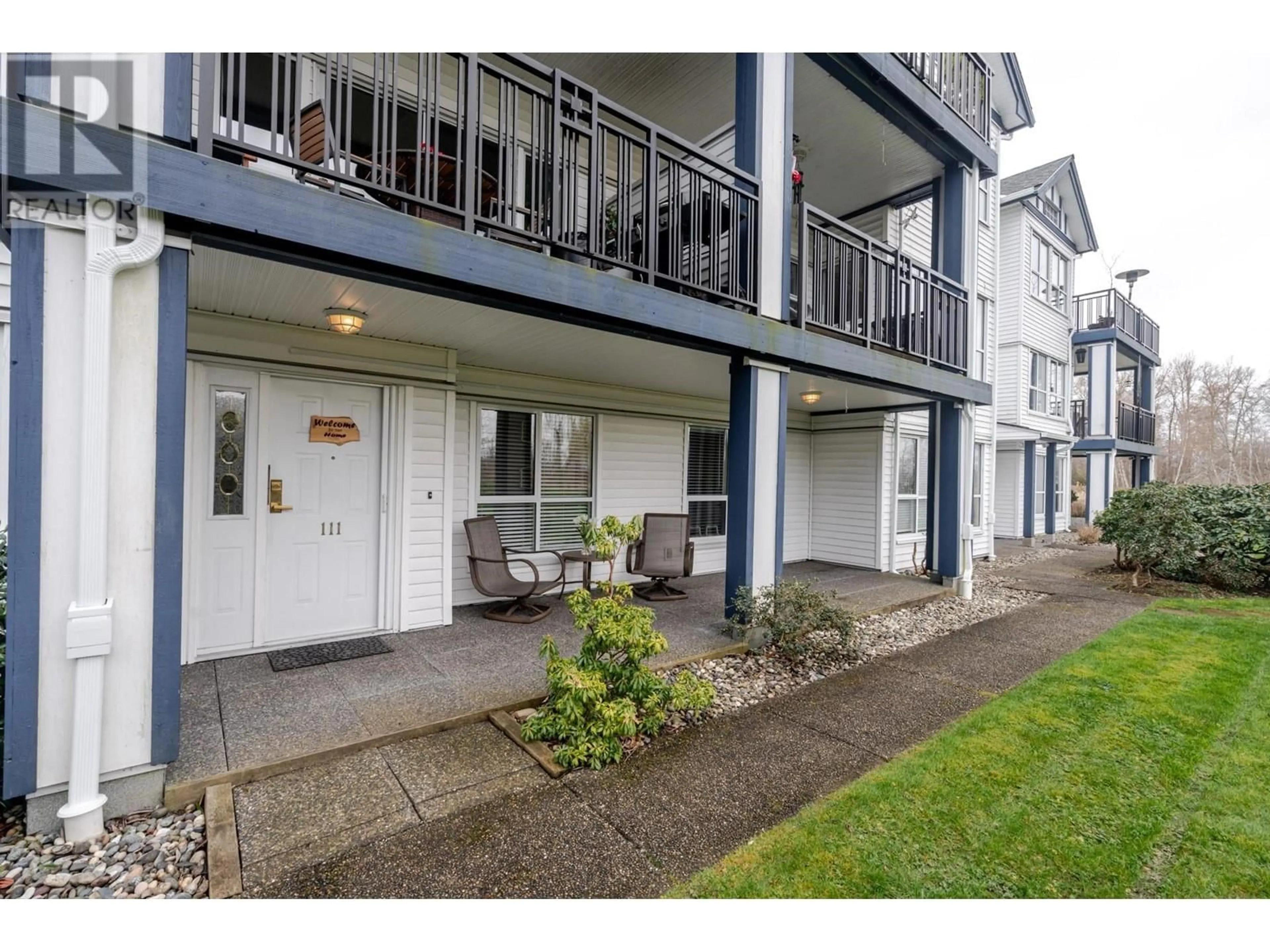 Patio, street for 111 - 4955 RIVER ROAD, Delta British Columbia V4C4V9