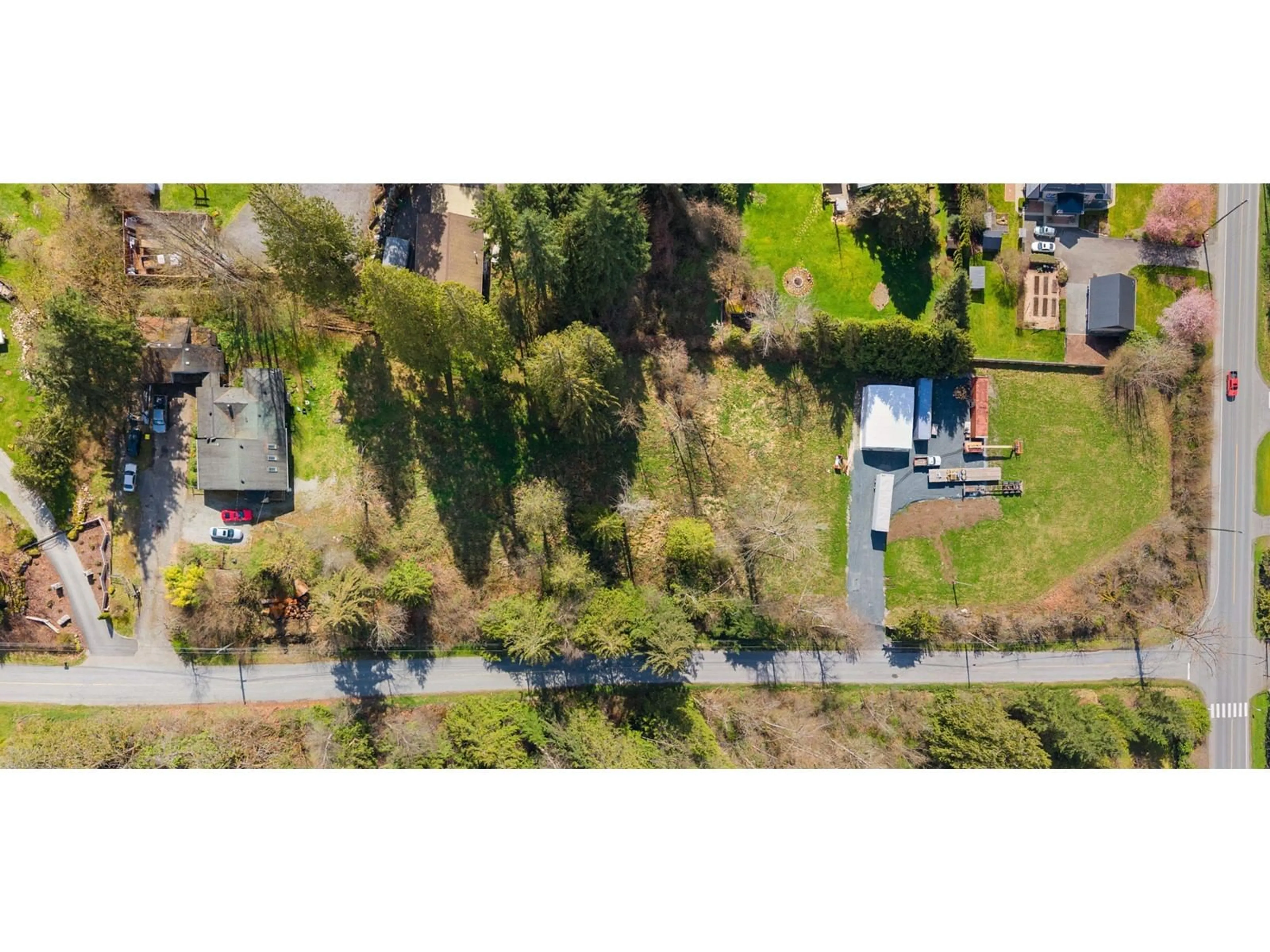 A pic from outside/outdoor area/front of a property/back of a property/a pic from drone, street for 29688 ANDERSON, Mission British Columbia V4S1H9