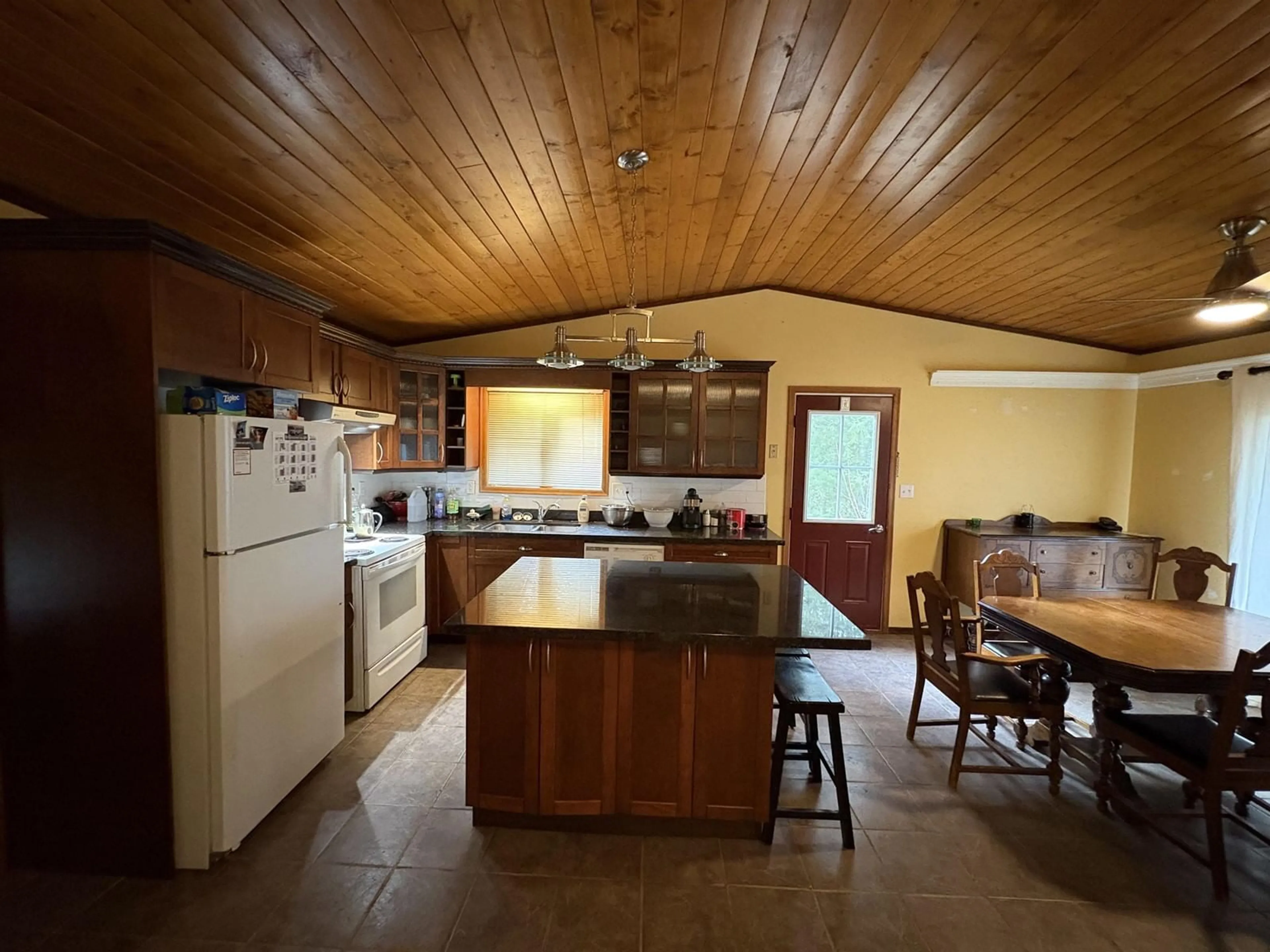 Standard kitchen, unknown for 66176 KAWKAWA LAKE ROAD, Hope British Columbia V0X1L1