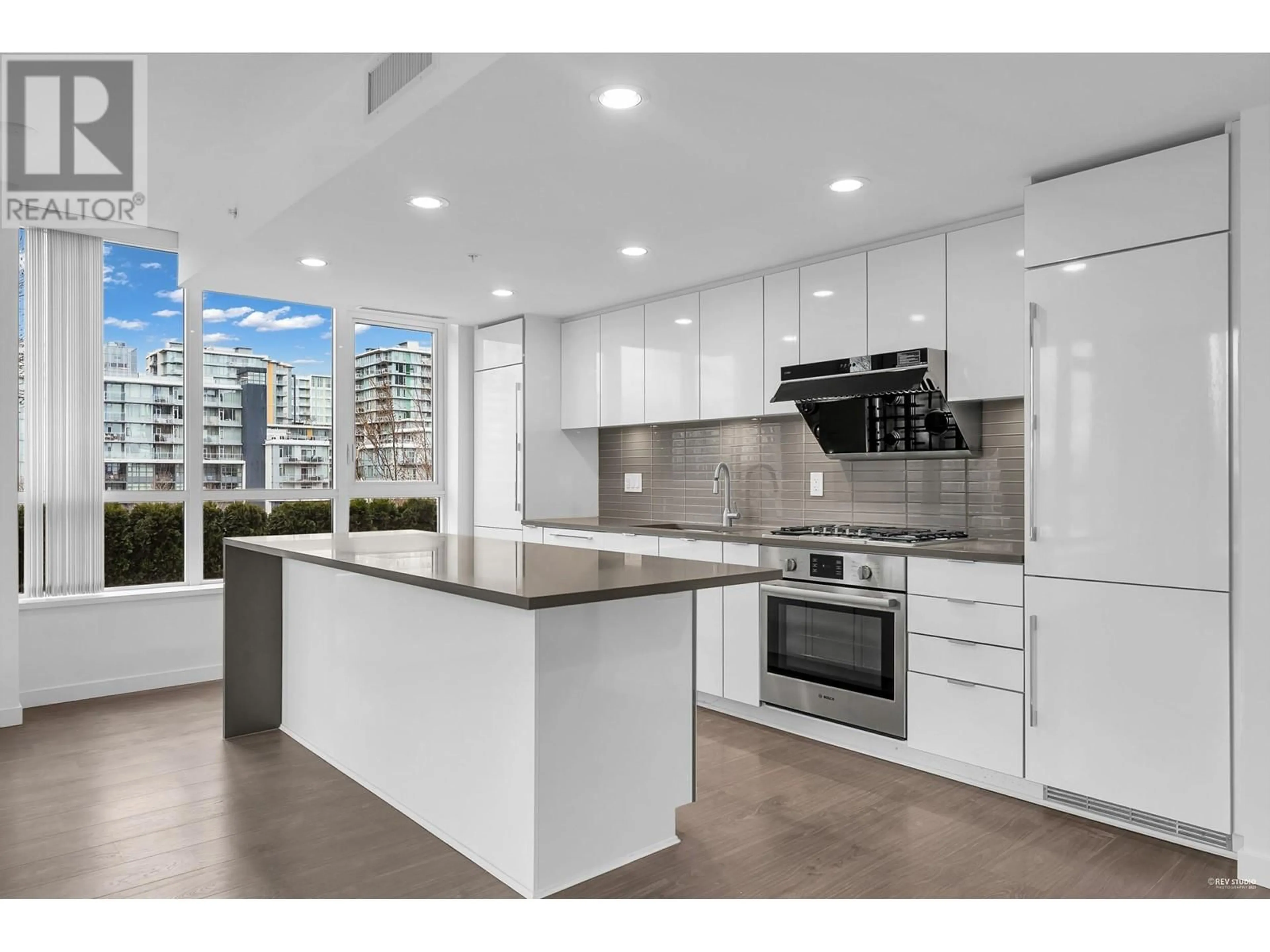 Open concept kitchen, unknown for 505 - 3333 BROWN ROAD, Richmond British Columbia V6X0P6