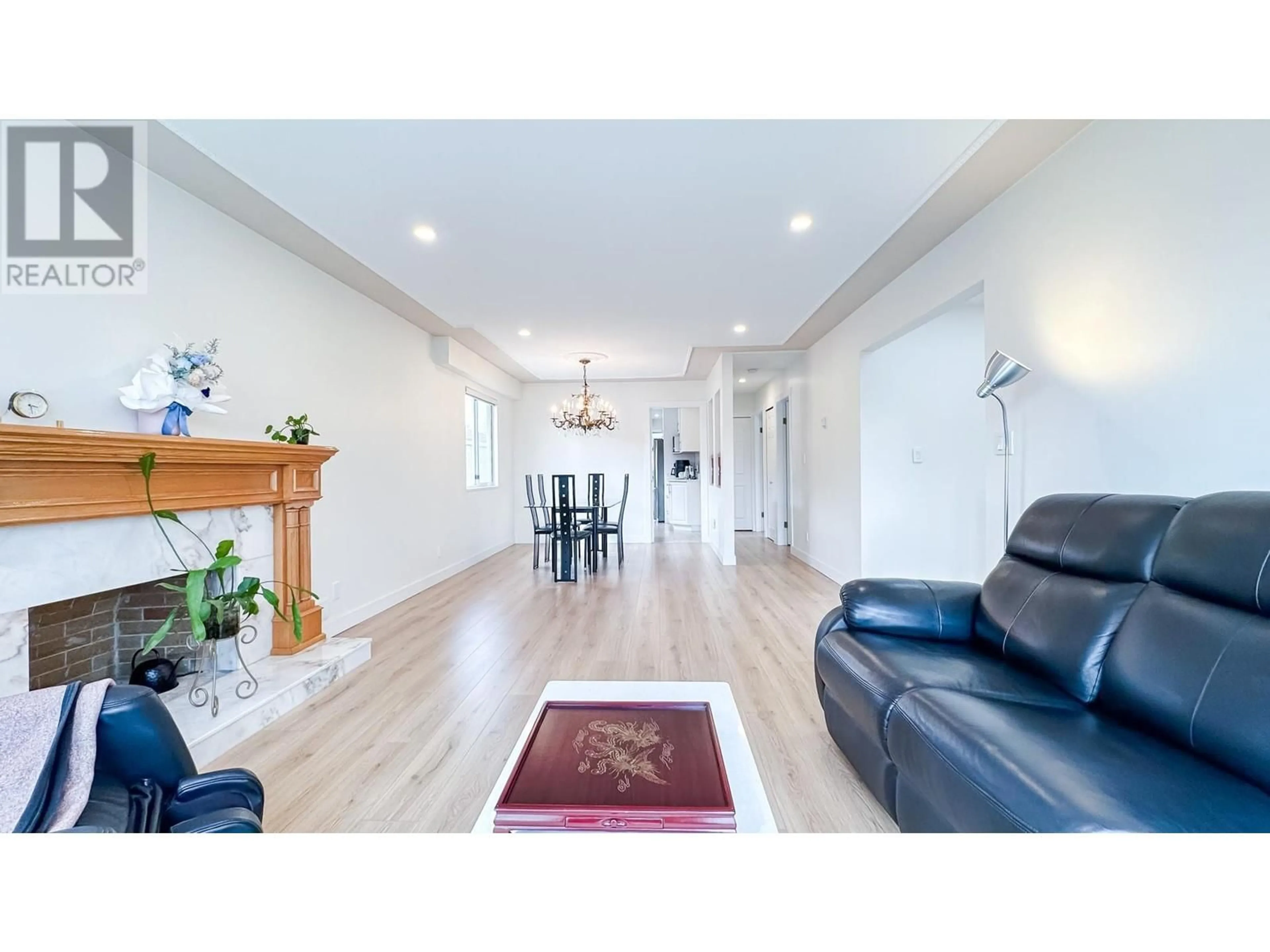 Living room with furniture, unknown for 471 47TH AVENUE, Vancouver British Columbia V5W2B3