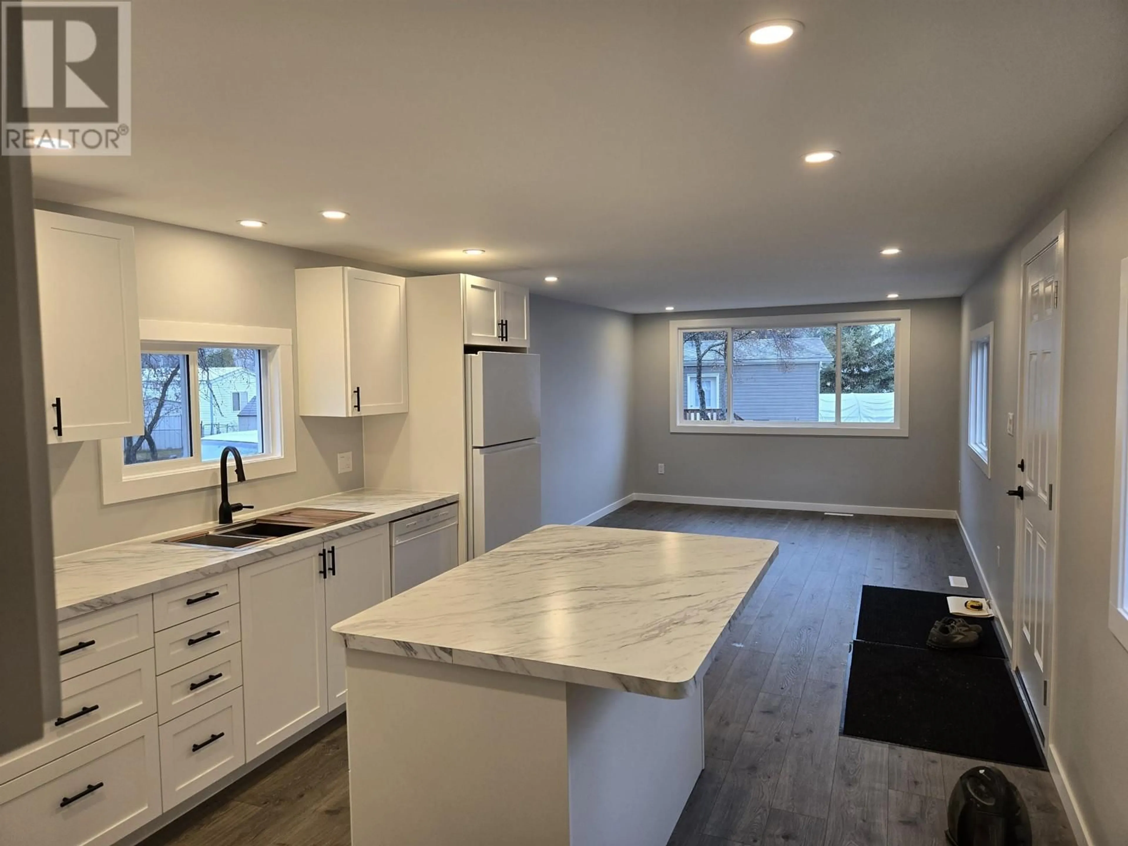Open concept kitchen, unknown for 4 - 654 NORTH FRASER DRIVE, Quesnel British Columbia V2J1Z6
