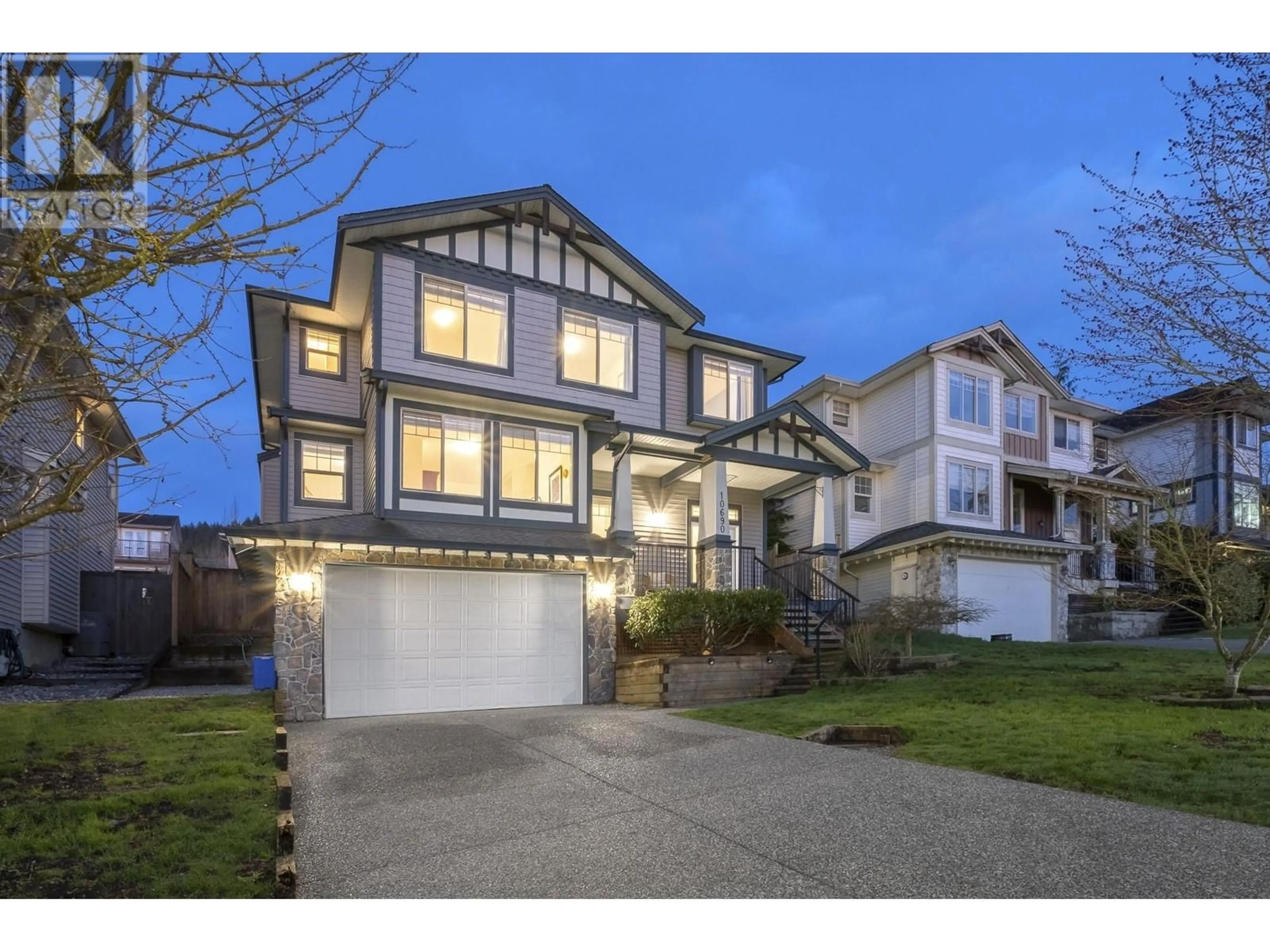 Home with vinyl exterior material, street for 10690 247A STREET, Maple Ridge British Columbia V2W0A6