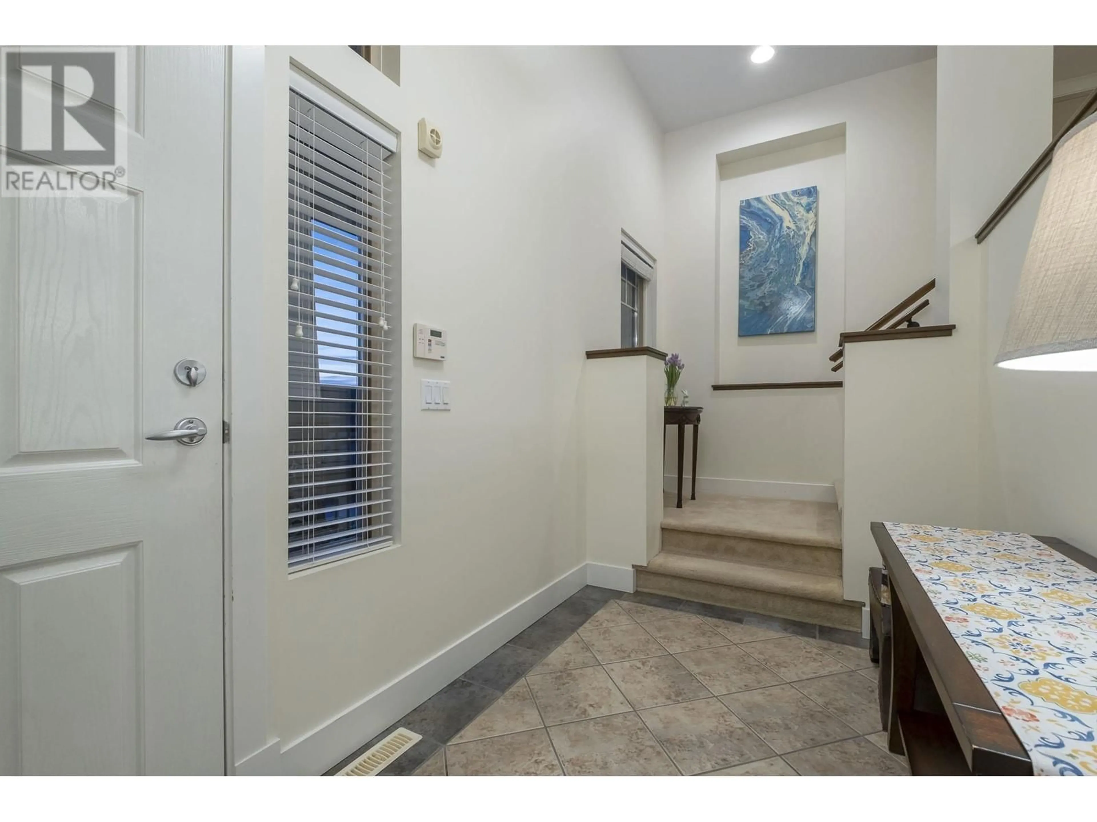 Indoor entryway for 10690 247A STREET, Maple Ridge British Columbia V2W0A6
