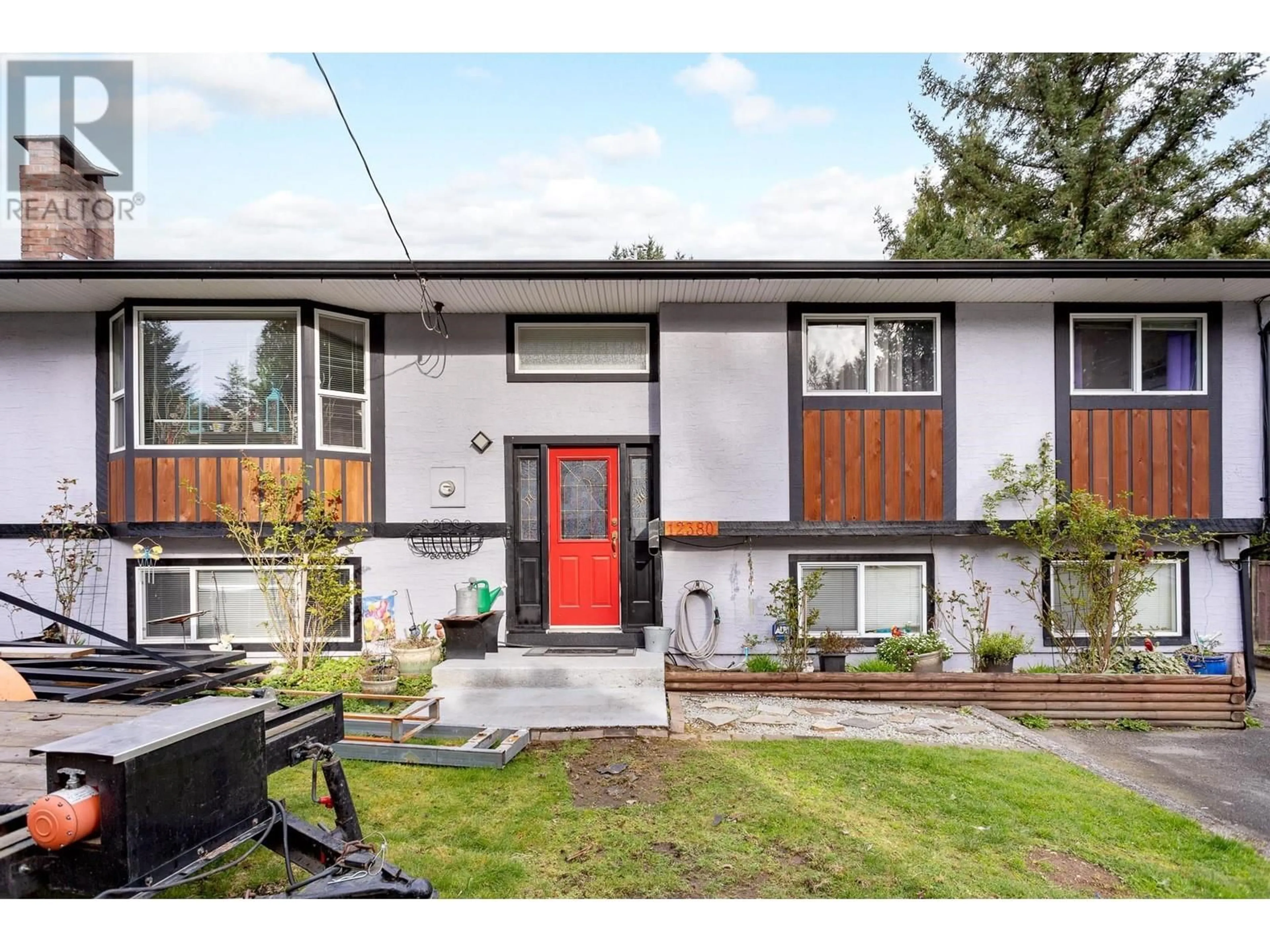 Home with vinyl exterior material, street for 12380 216 STREET, Maple Ridge British Columbia V2X5K3