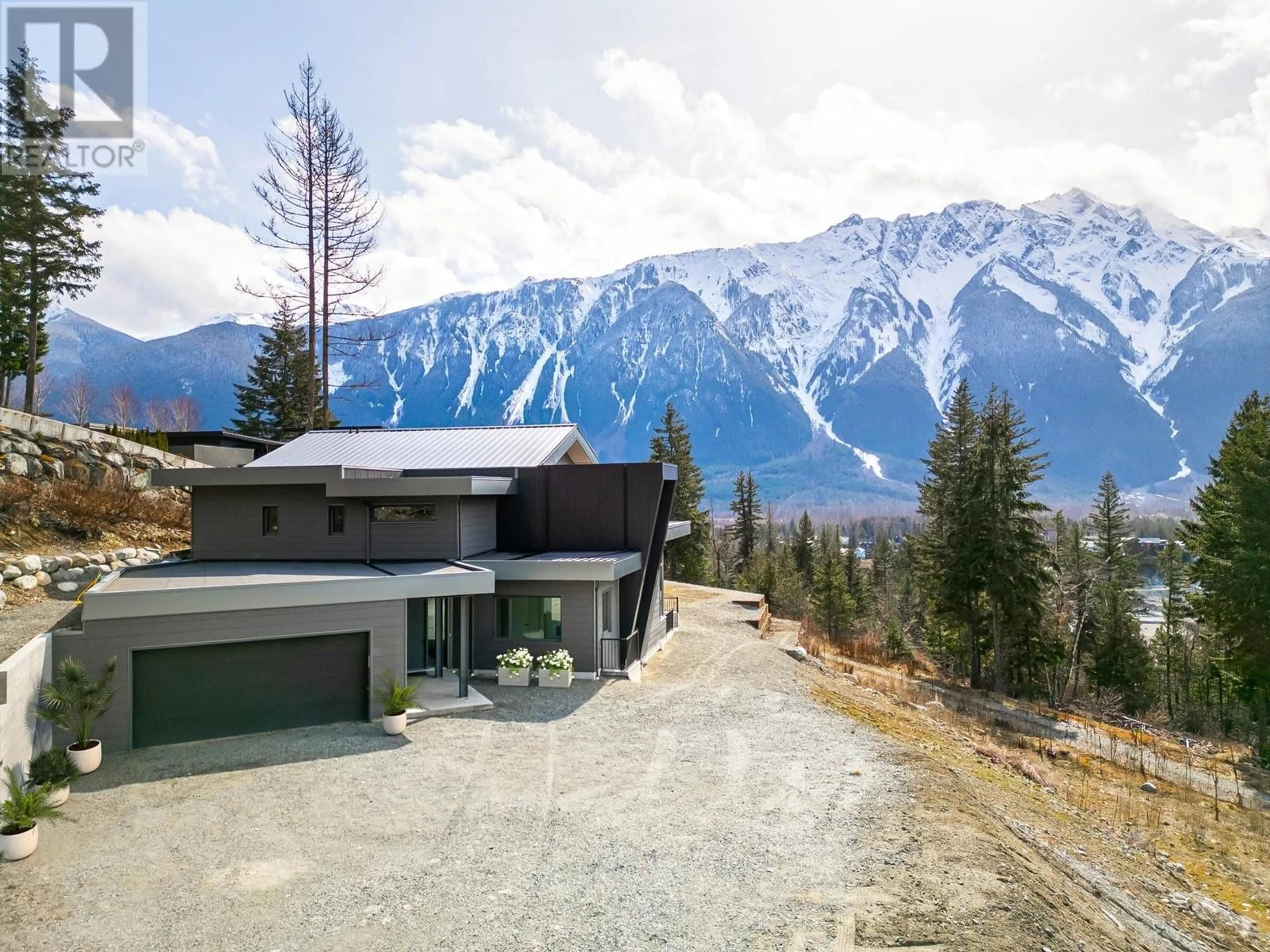 Unknown for 7510 PEBBLE CREEK DRIVE, Pemberton British Columbia V0N2L1