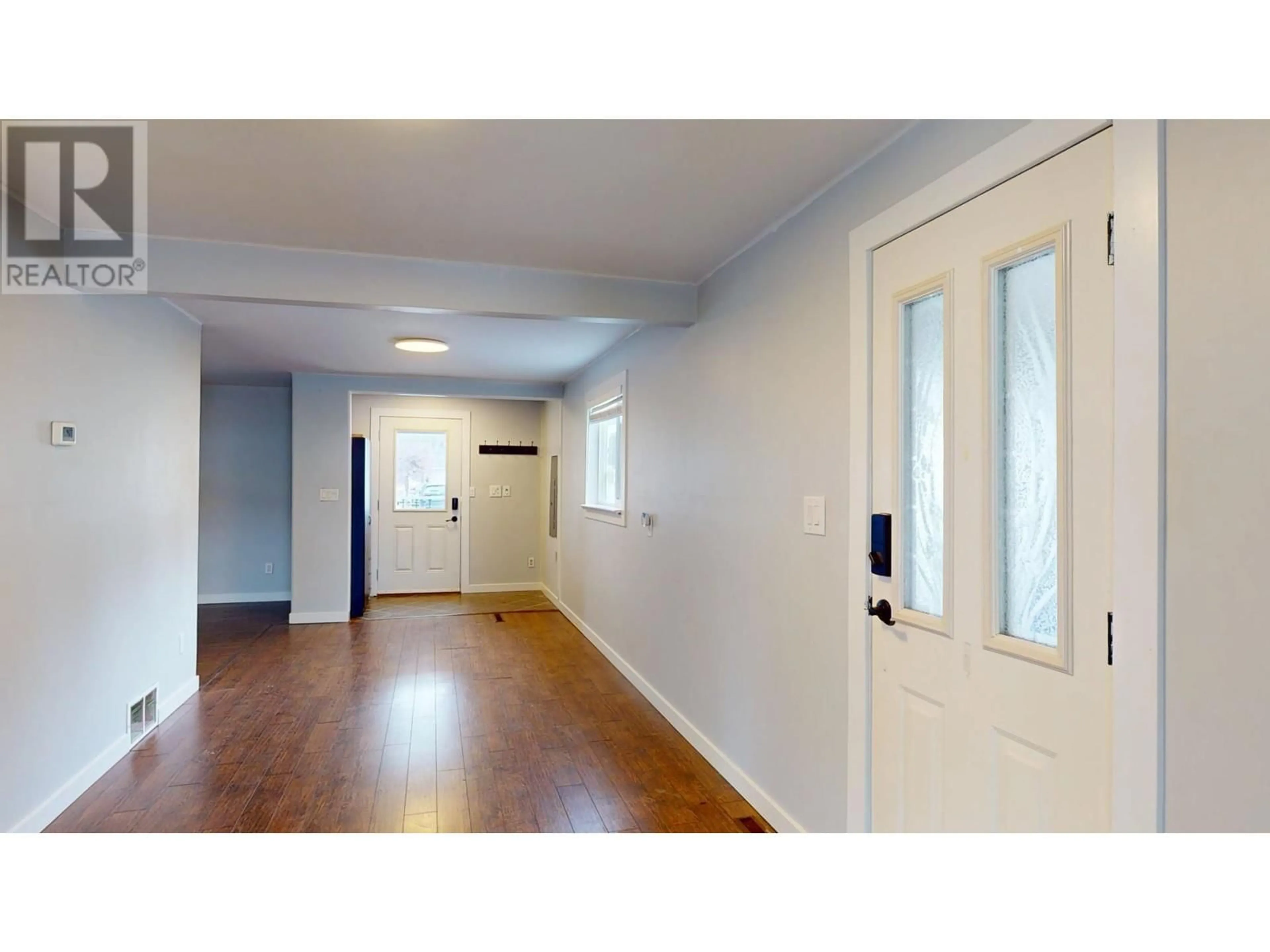 Indoor entryway for 230 GARDNER STREET, Quesnel British Columbia V2J3G6