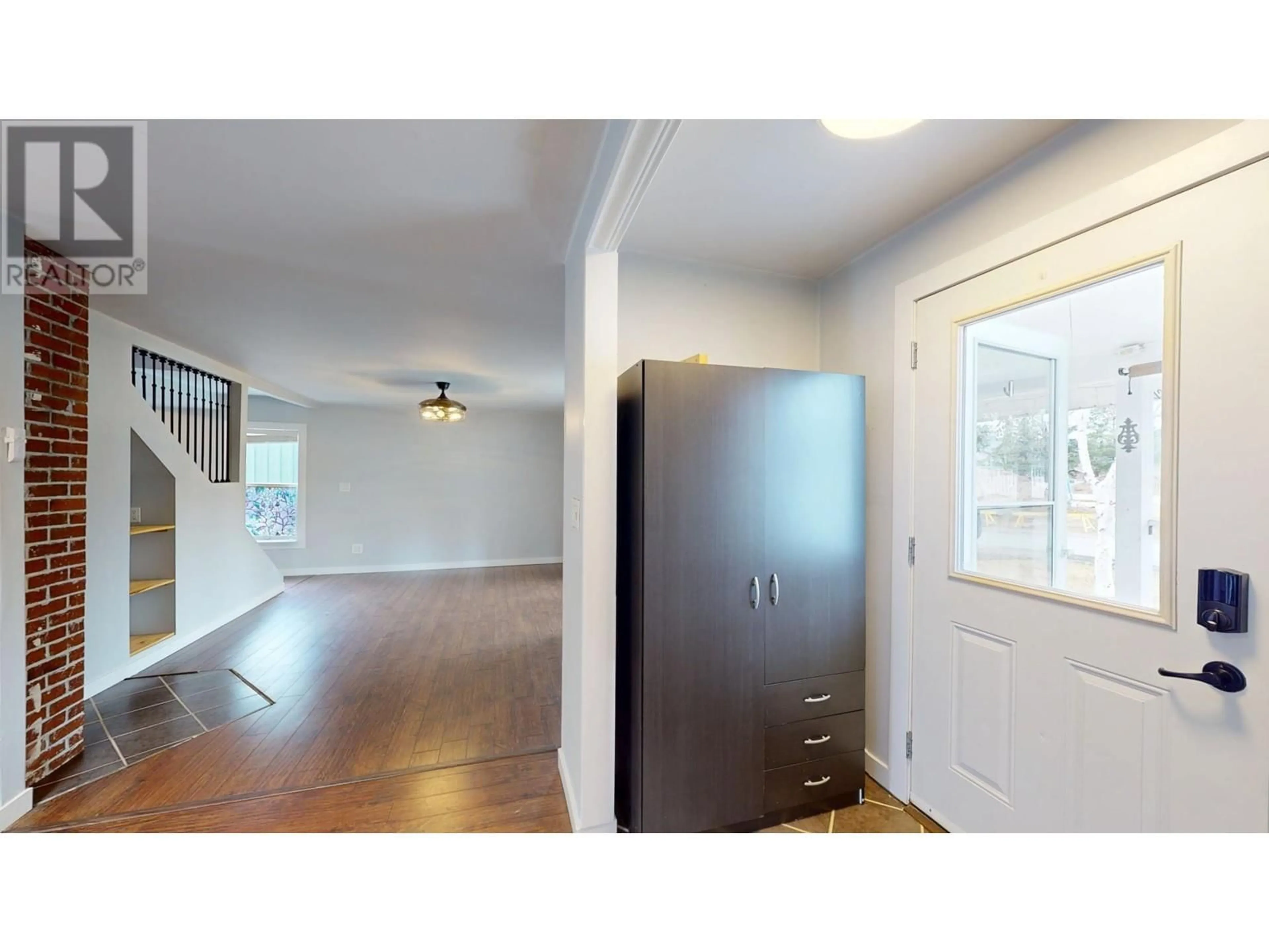 Indoor entryway for 230 GARDNER STREET, Quesnel British Columbia V2J3G6