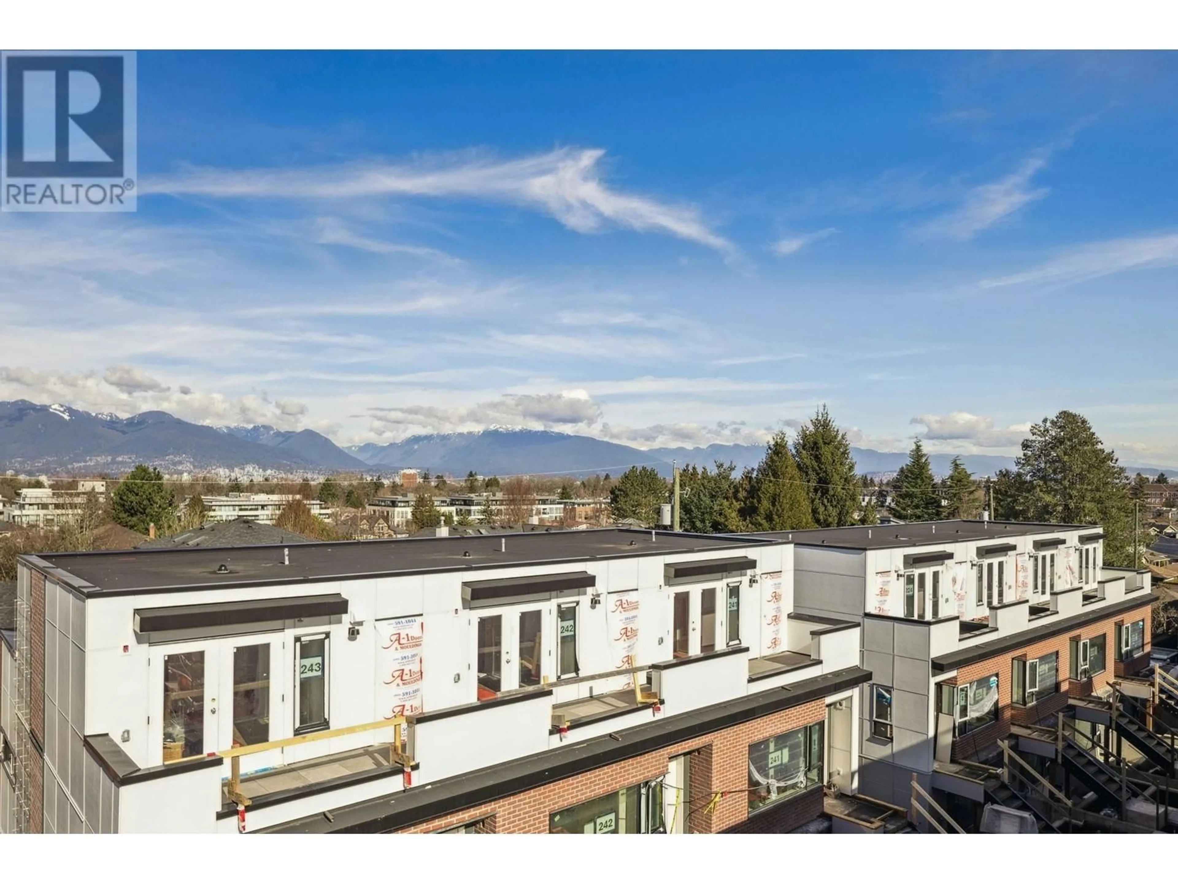 A pic from outside/outdoor area/front of a property/back of a property/a pic from drone, mountain view for 133 - 473 28TH AVENUE, Vancouver British Columbia V5Y0P2