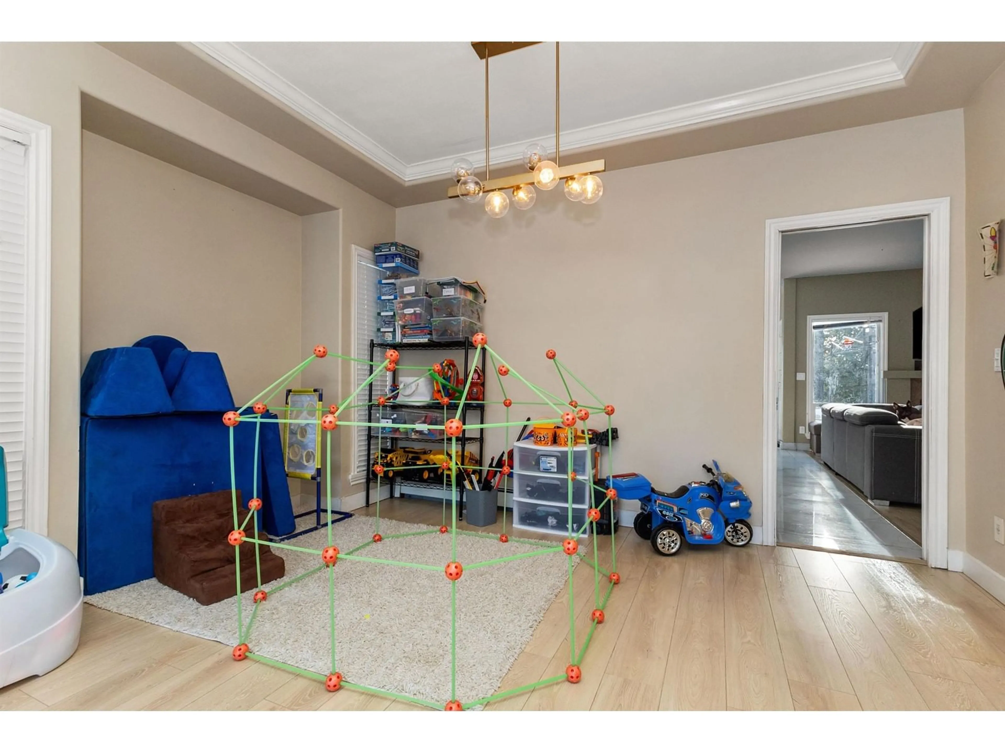 A pic of a room for 8004 MELBURN, Mission British Columbia V2V7B6