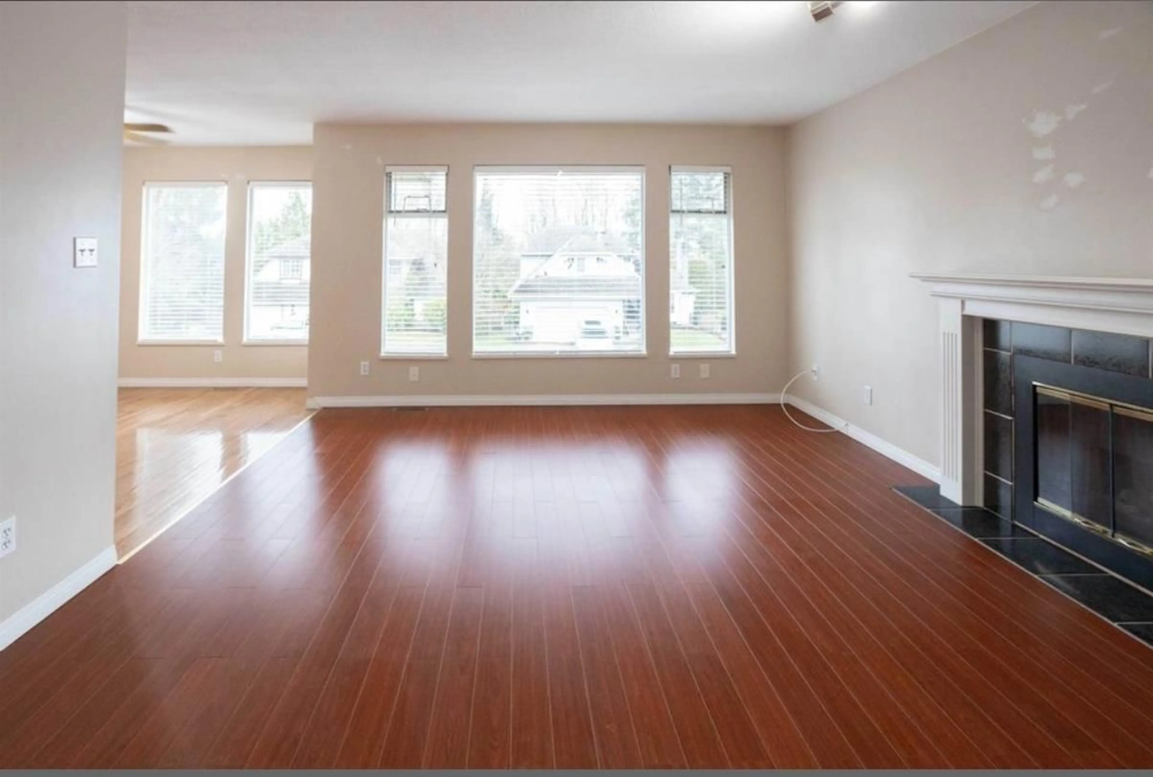 A pic of a room for 35351 SANDY HILL, Abbotsford British Columbia V3G1J2