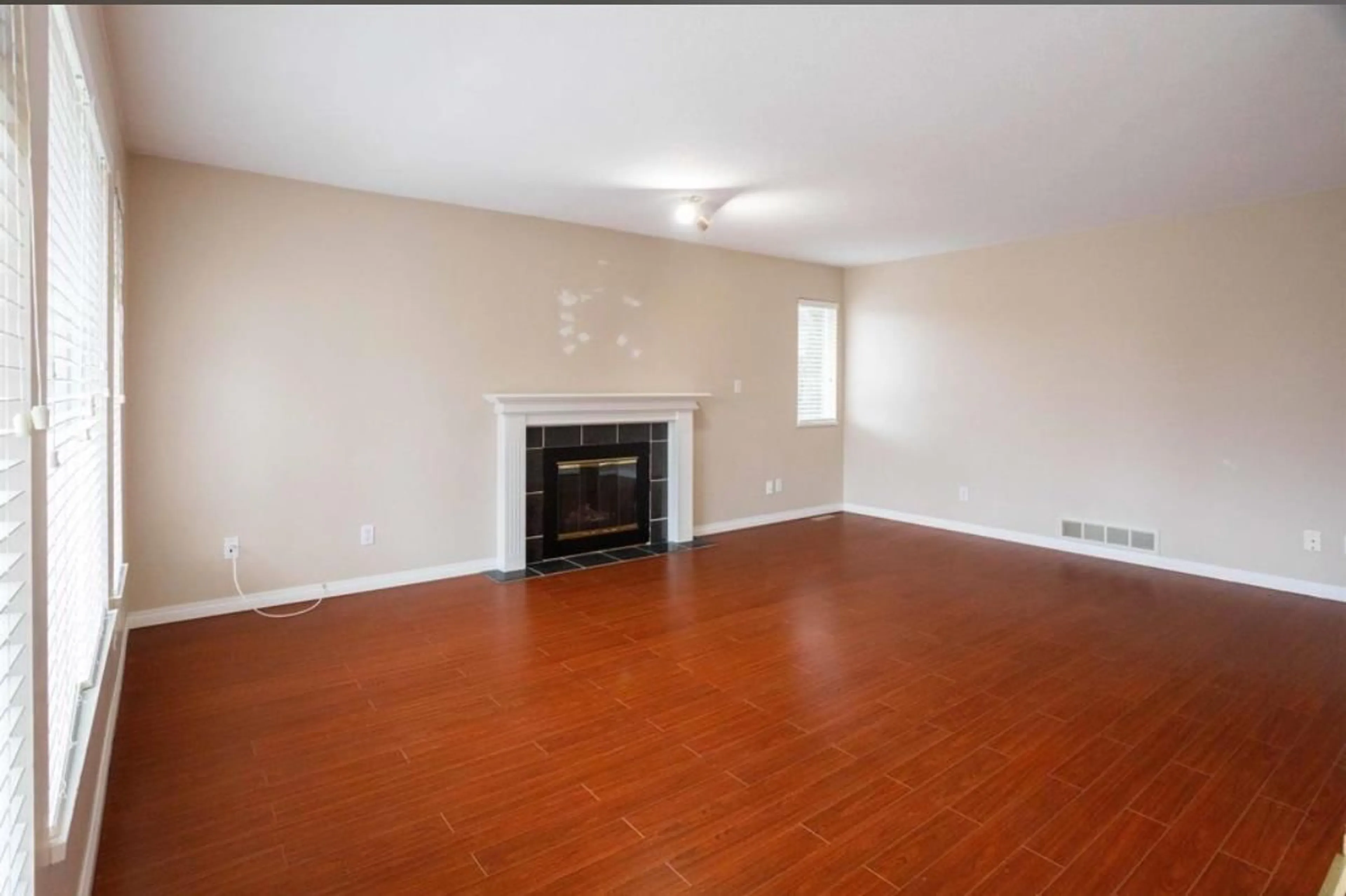 A pic of a room for 35351 SANDY HILL, Abbotsford British Columbia V3G1J2