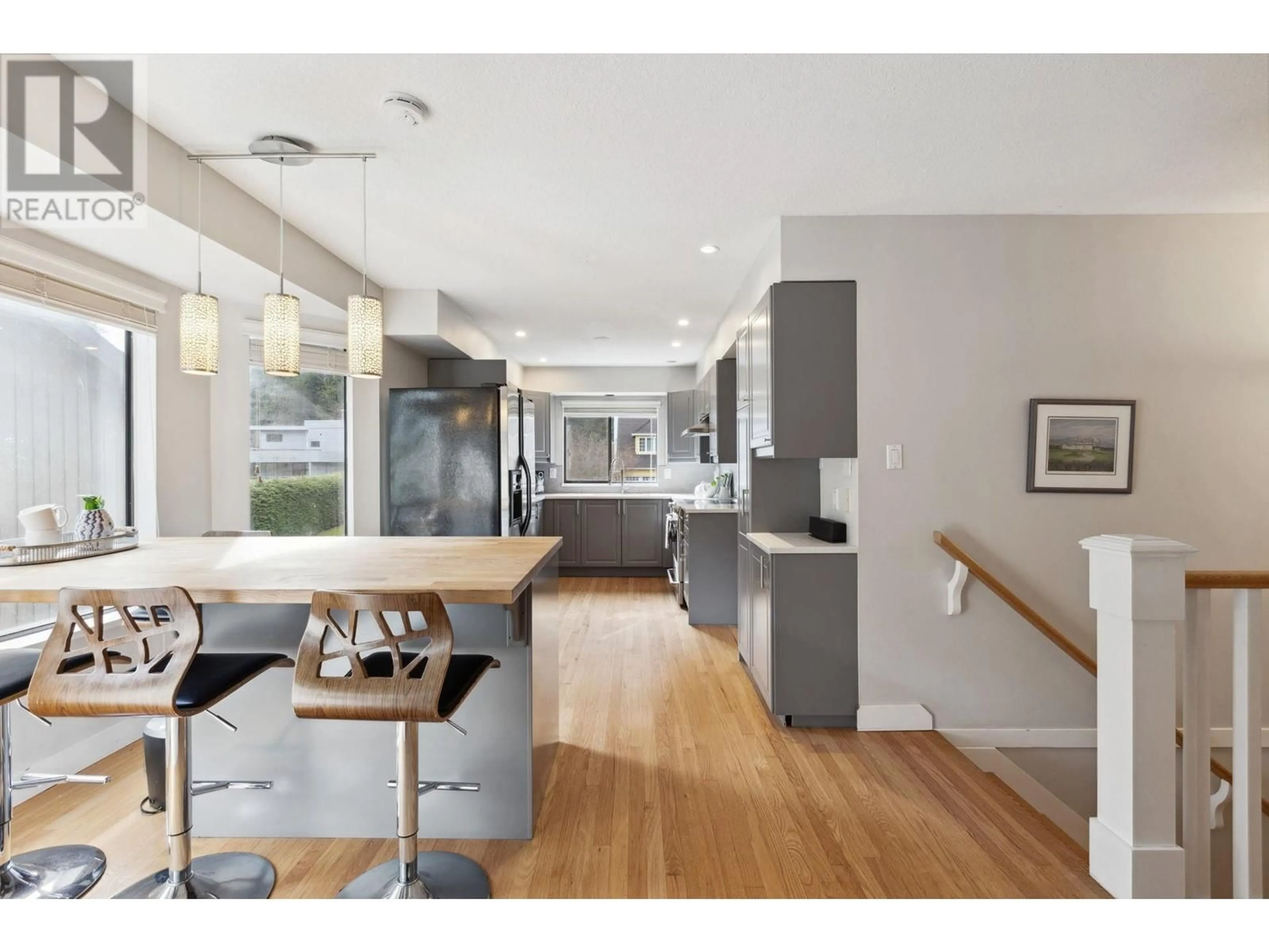 Open concept kitchen, unknown for 4590 MAPLERIDGE DRIVE, North Vancouver British Columbia V7R4M8