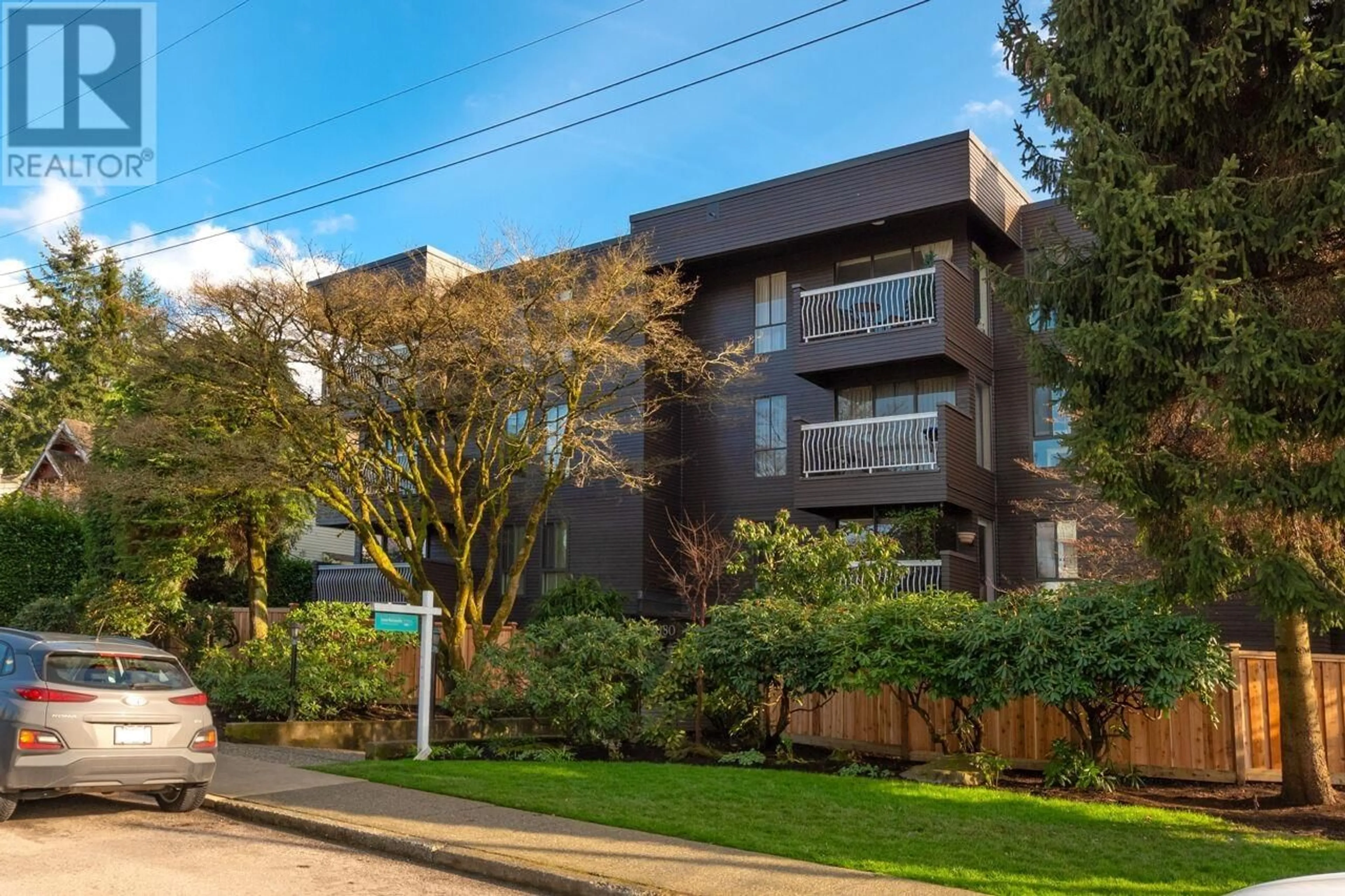 Unknown for 305 - 3680 7TH AVENUE, Vancouver British Columbia V6R1W4