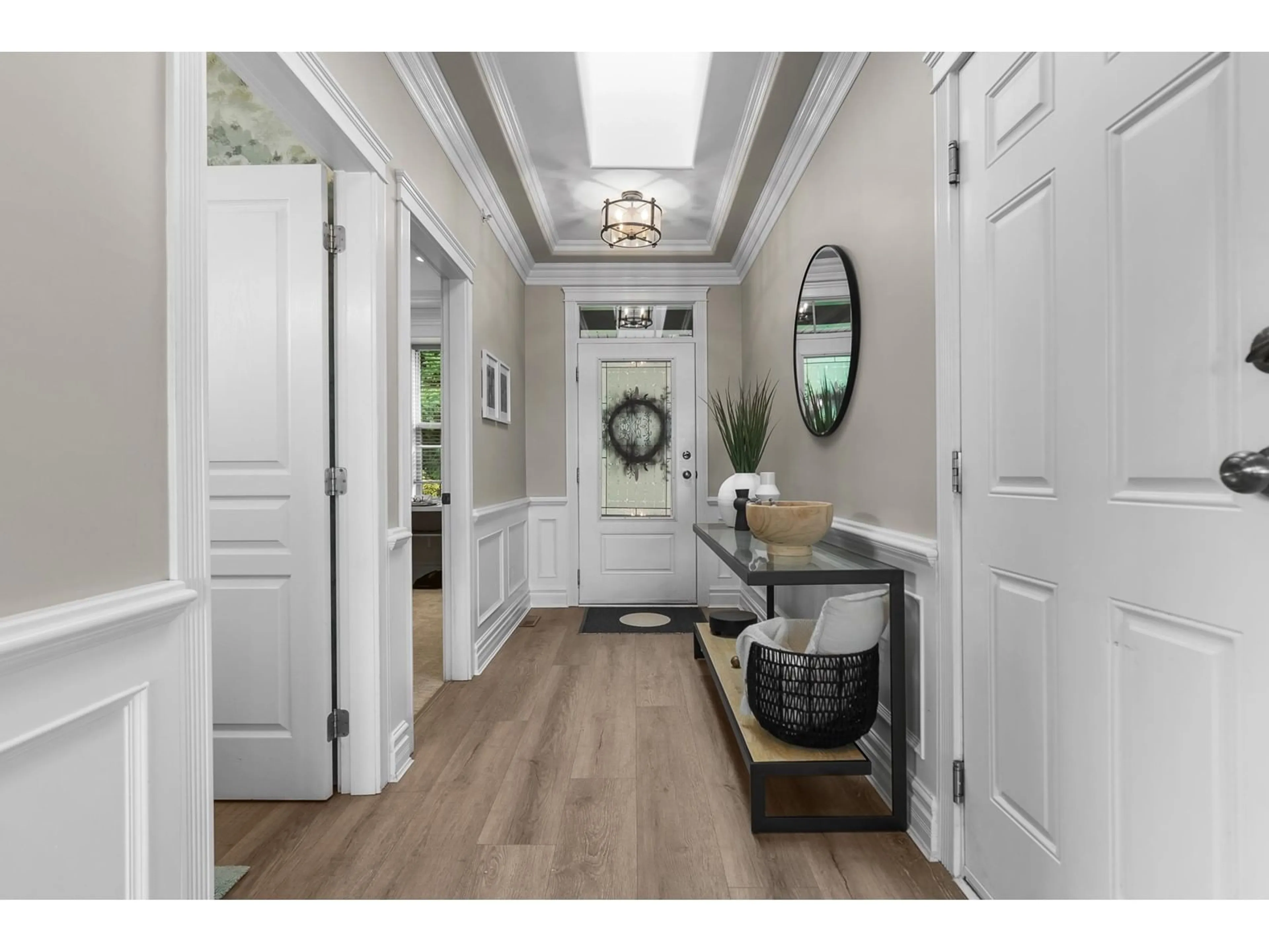 Indoor entryway for 26 - 2842 WHATCOM, Abbotsford British Columbia V3G3B8