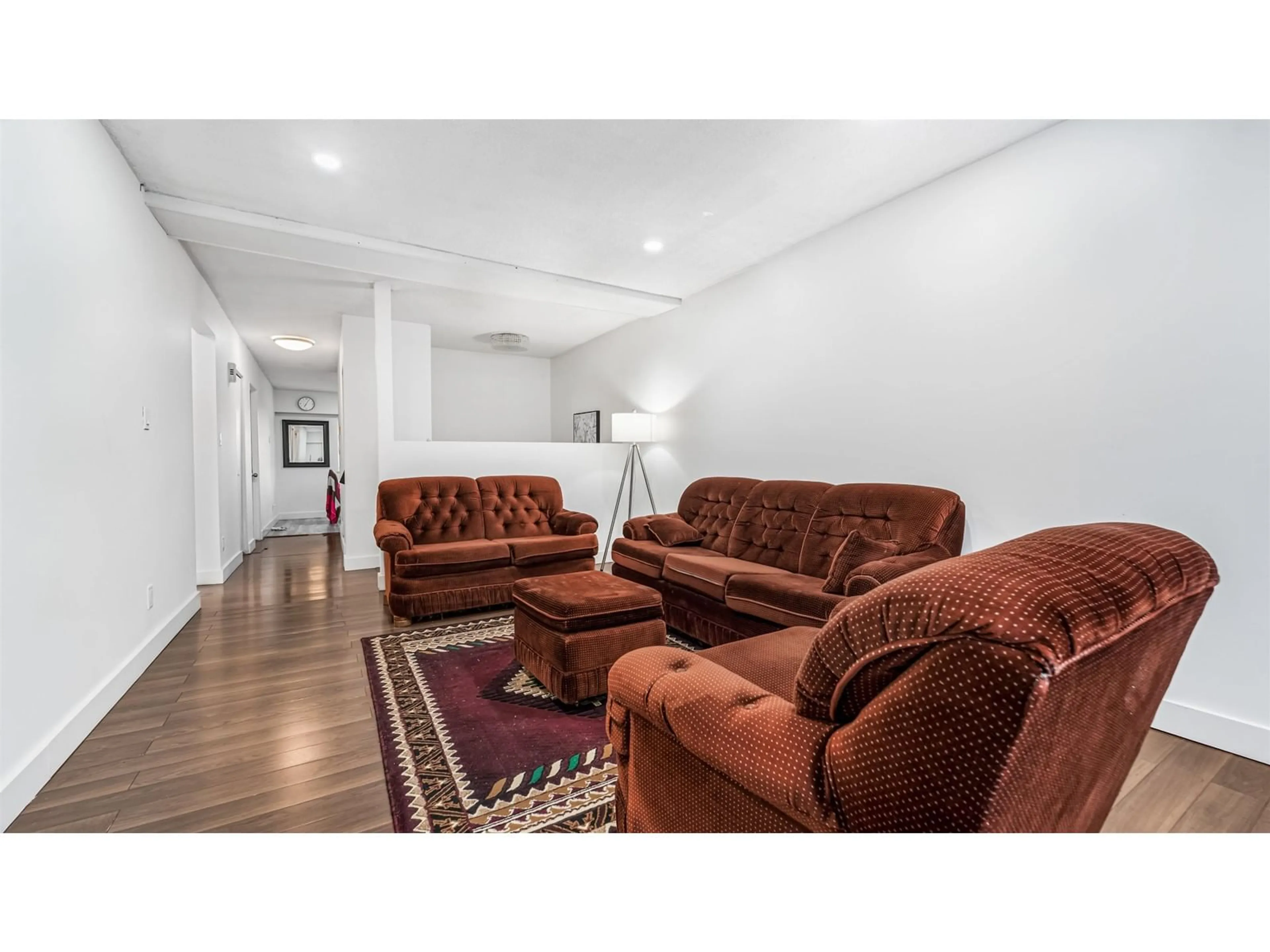 Living room with furniture, unknown for 12 - 2241 MCCALLUM, Abbotsford British Columbia V2S3N7