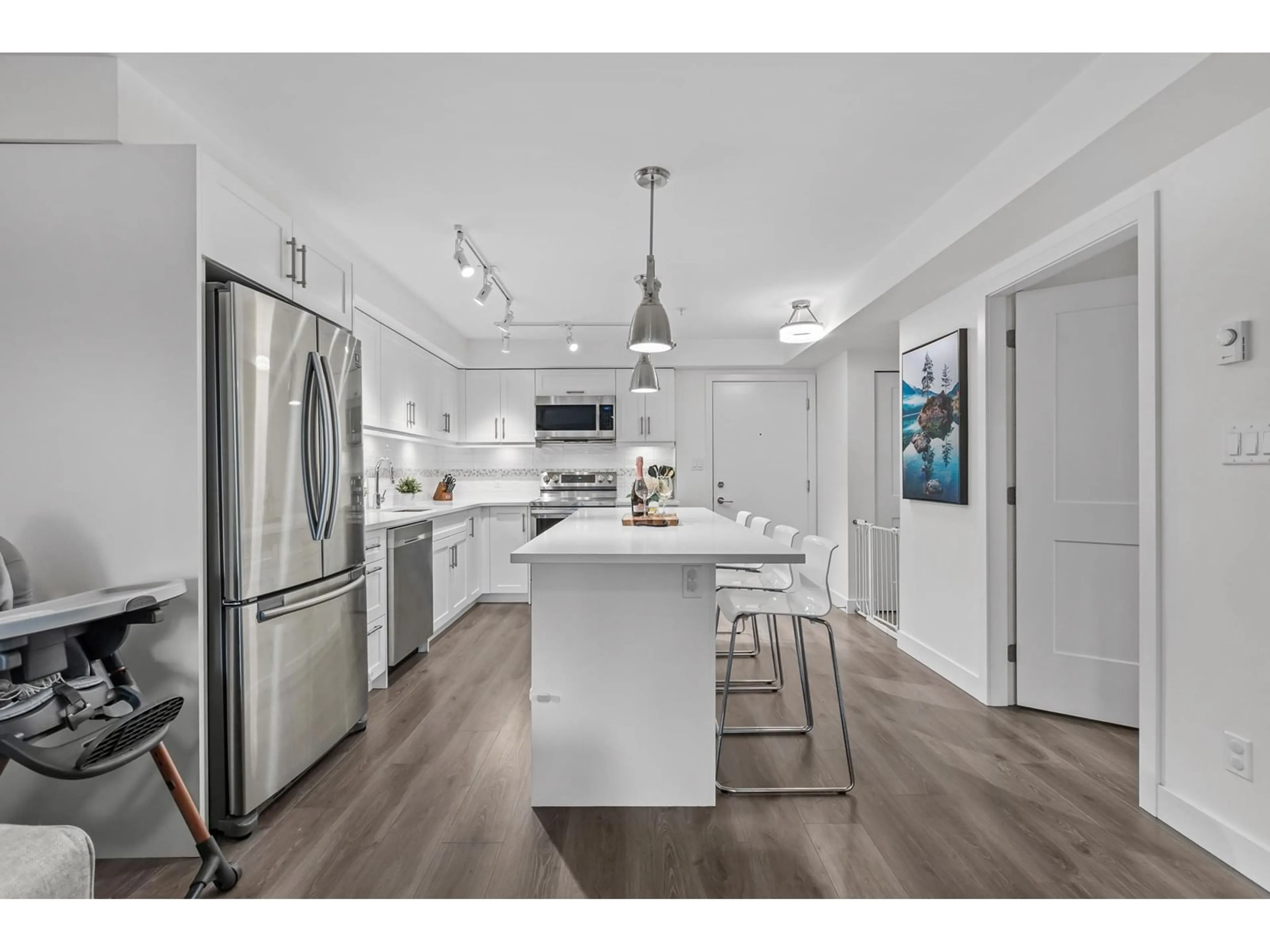 Open concept kitchen, unknown for 366 - 27358 32, Langley British Columbia V4W3M5