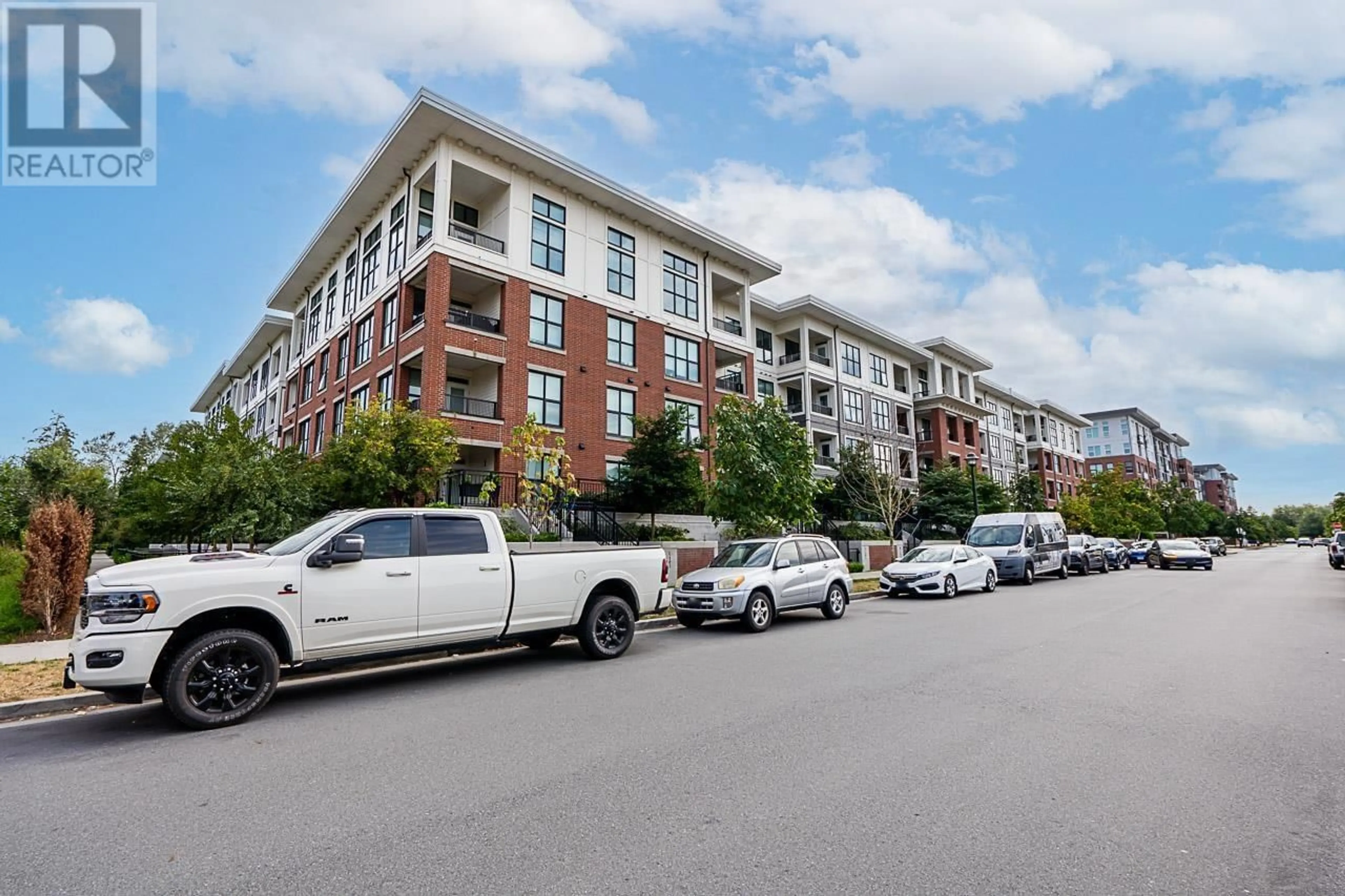 A pic from outside/outdoor area/front of a property/back of a property/a pic from drone, street for 405 - 9500 TOMICKI AVENUE, Richmond British Columbia V6X0R9