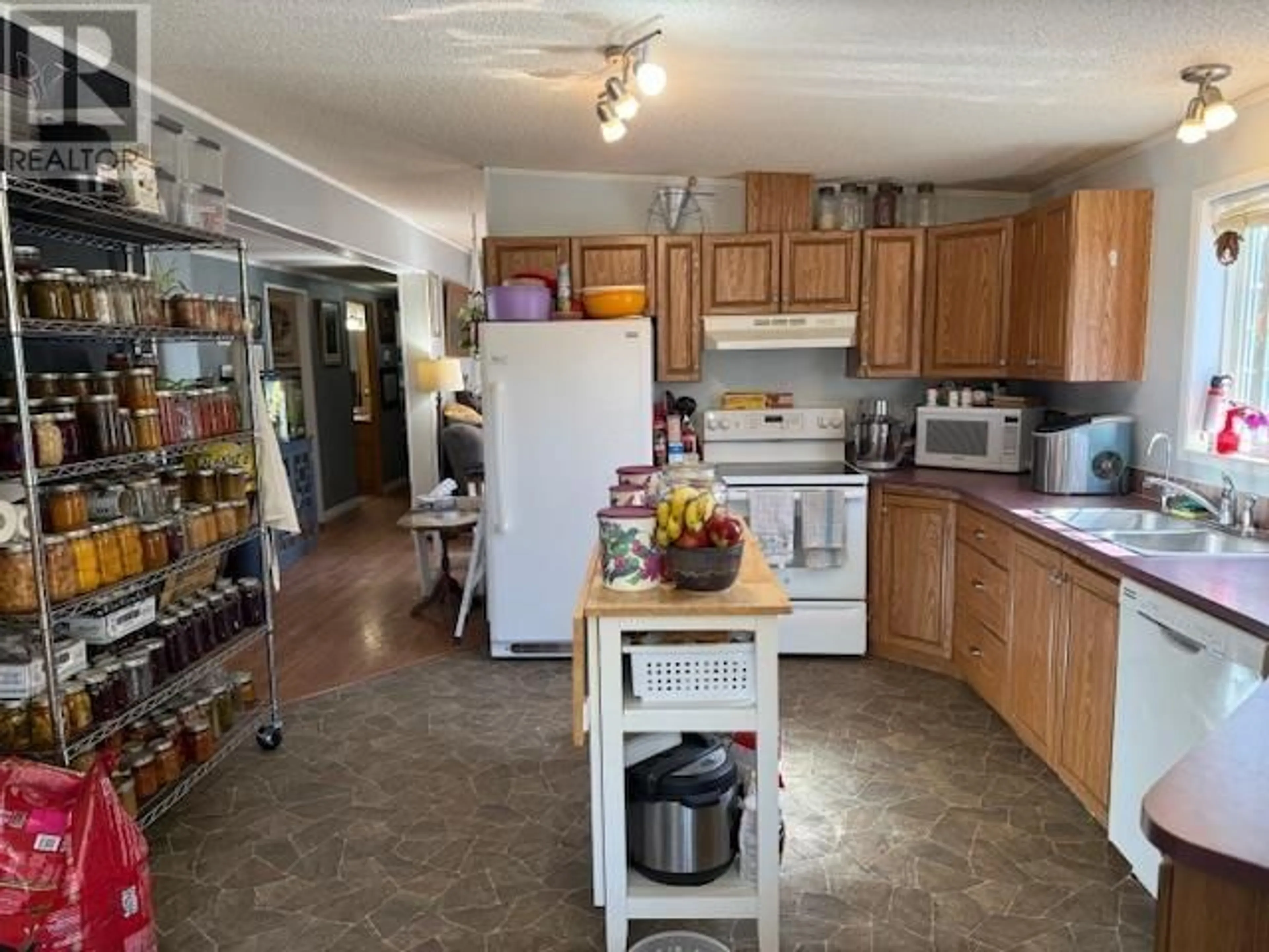 Unknown for 11834 WATSON PLACE, Topley British Columbia V0J2Y0