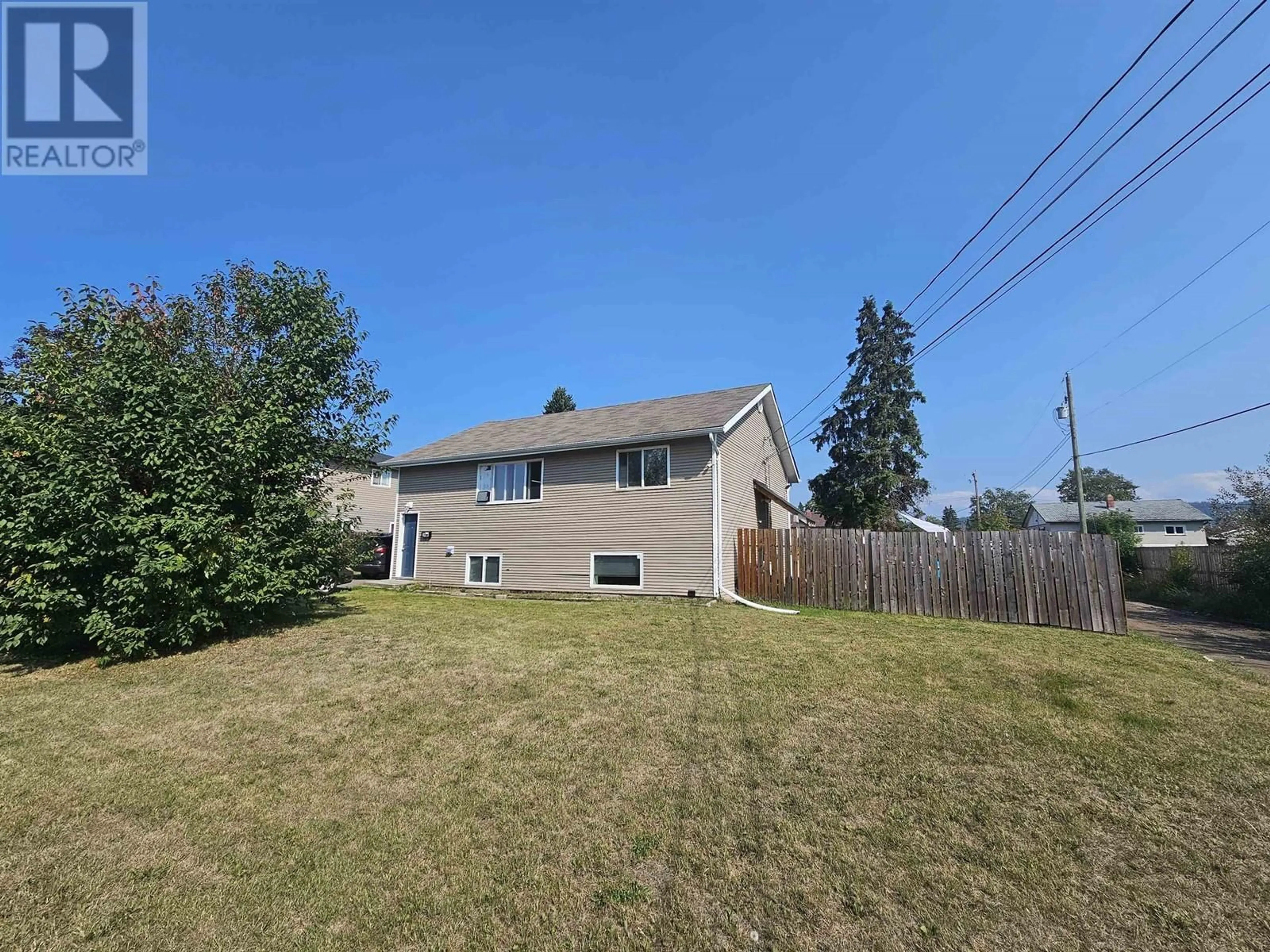 A pic from outside/outdoor area/front of a property/back of a property/a pic from drone, unknown for 2128 REDWOOD STREET, Prince George British Columbia V2L2N6