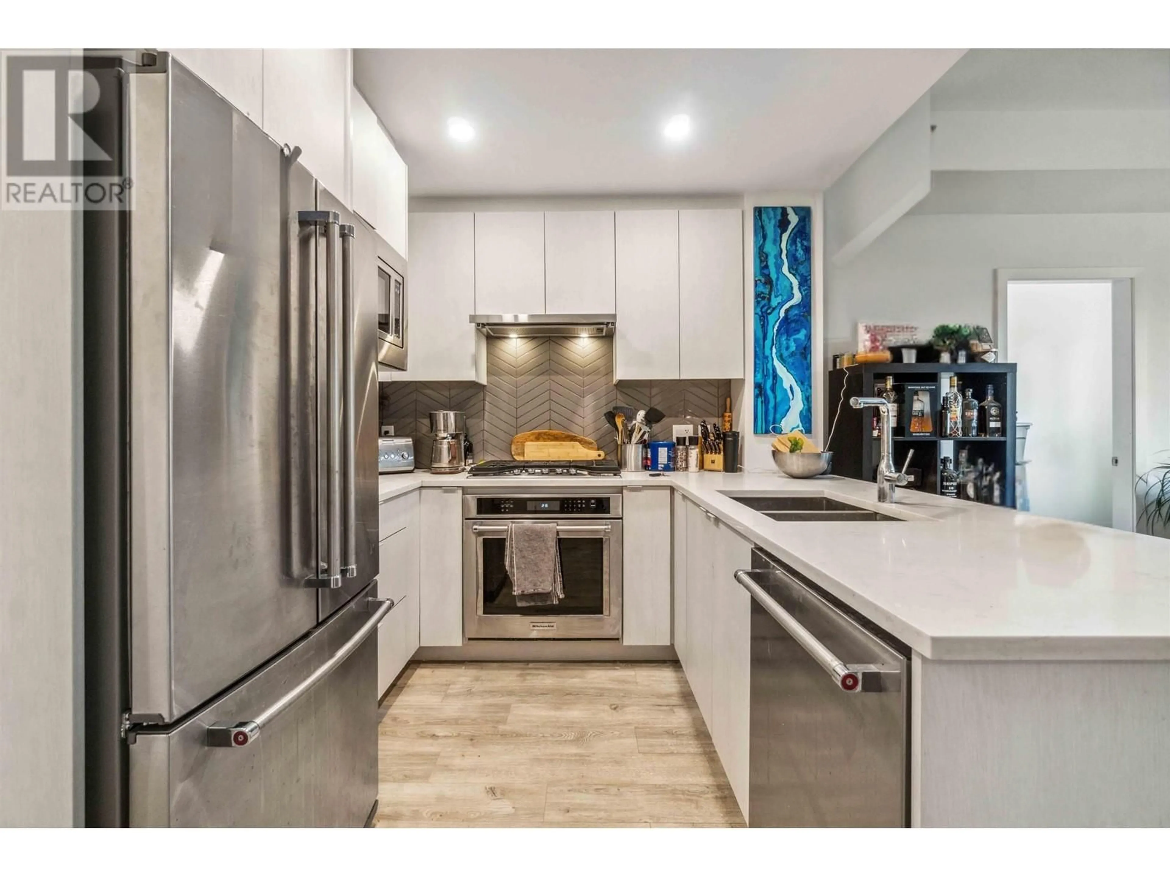 Unknown for 303 - 717 BRESLAY STREET, Coquitlam British Columbia V3J4A5