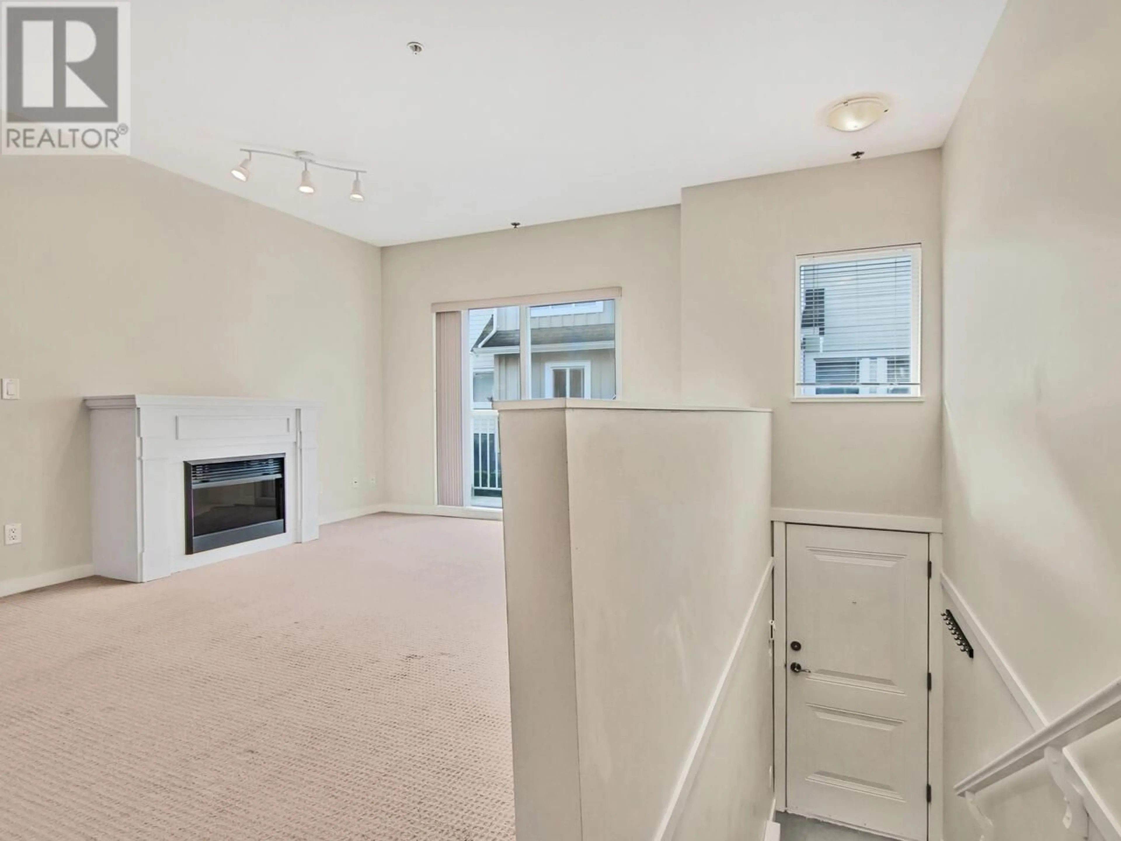 A pic of a room for 506 - 1661 FRASER AVENUE, Port Coquitlam British Columbia V3B0B6