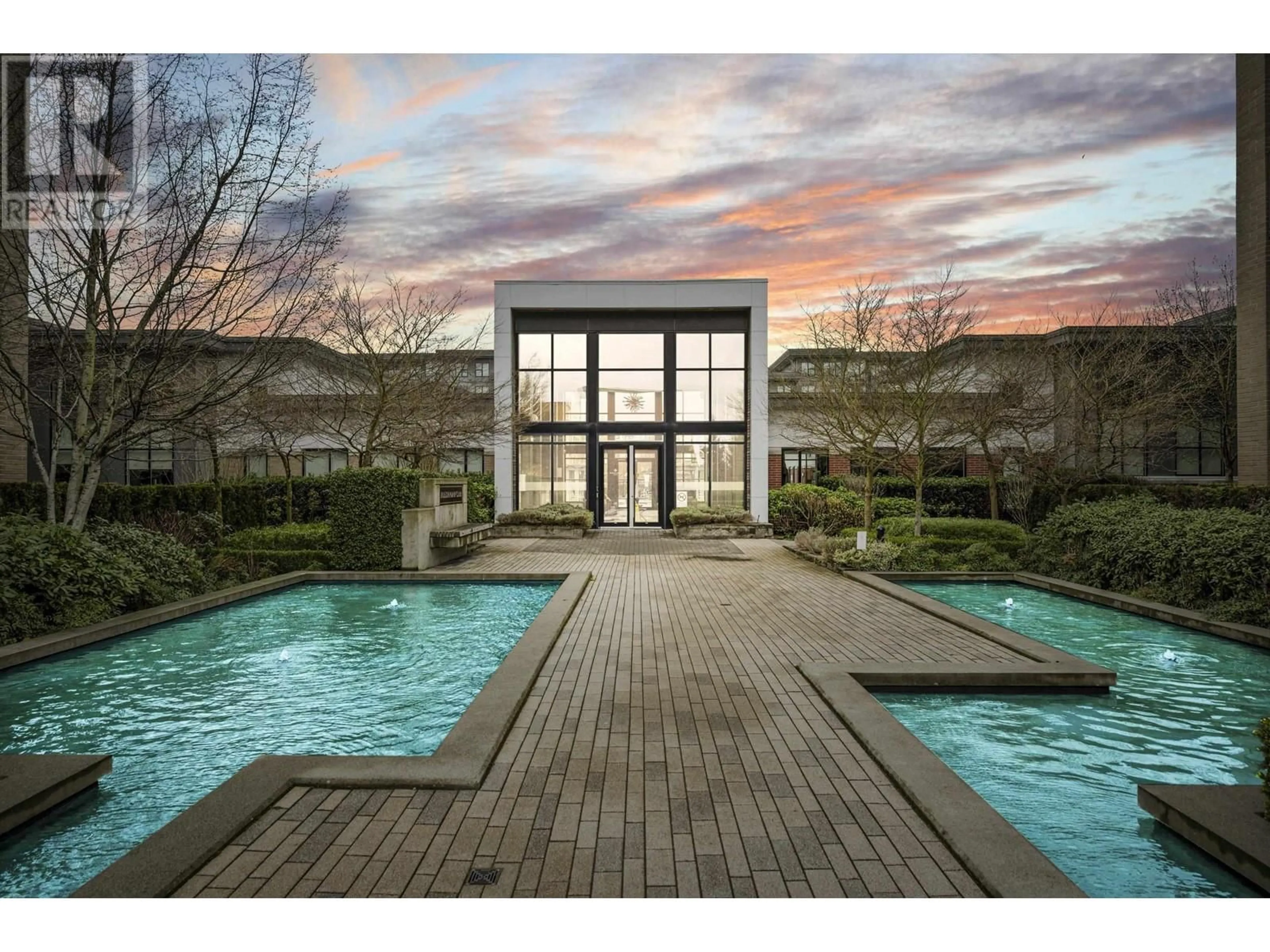Pool for 327 - 9311 ALEXANDRA ROAD, Richmond British Columbia V6X0L8