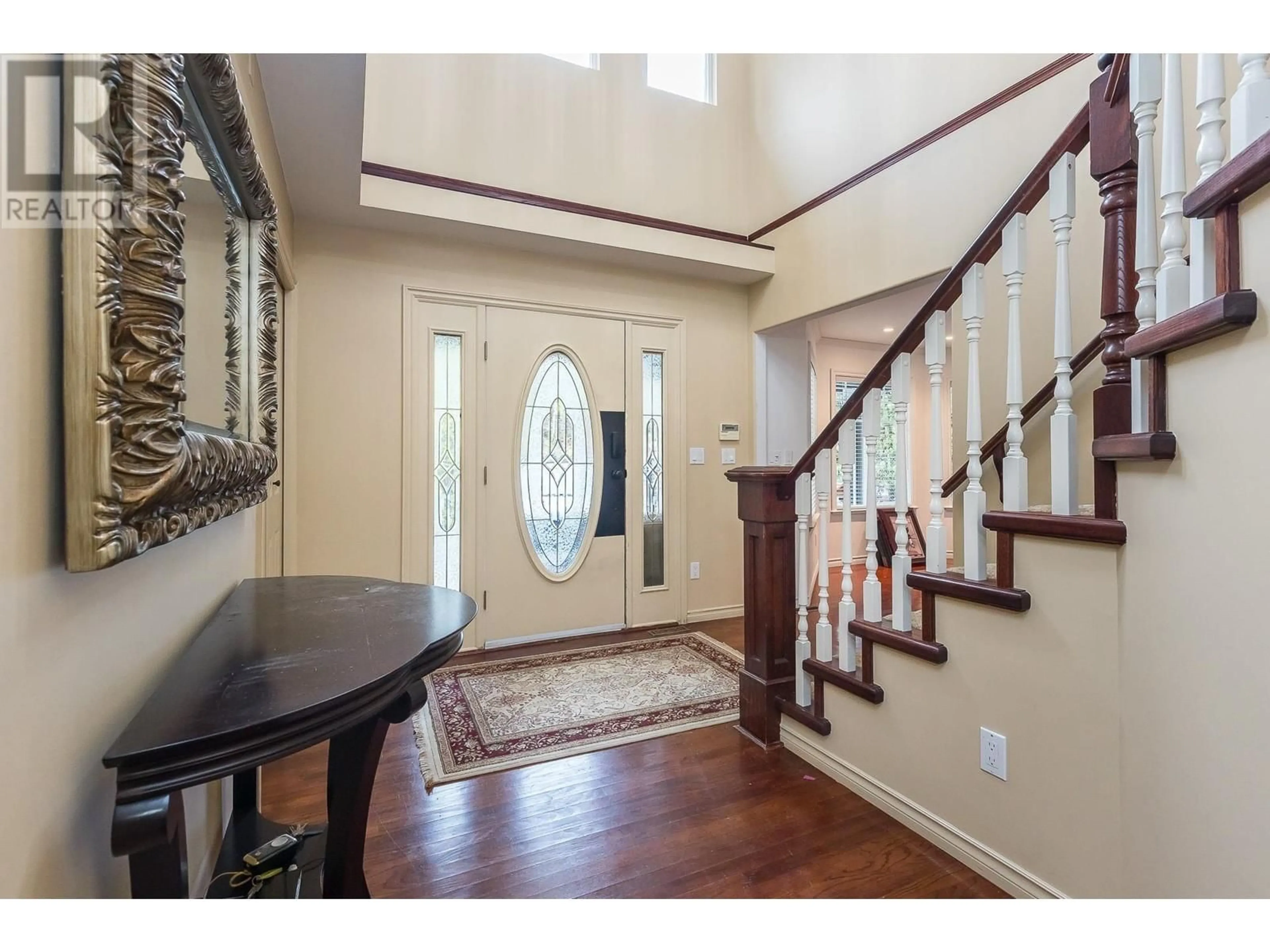 Indoor entryway for 13065 250TH STREET, Maple Ridge British Columbia V4R2G1