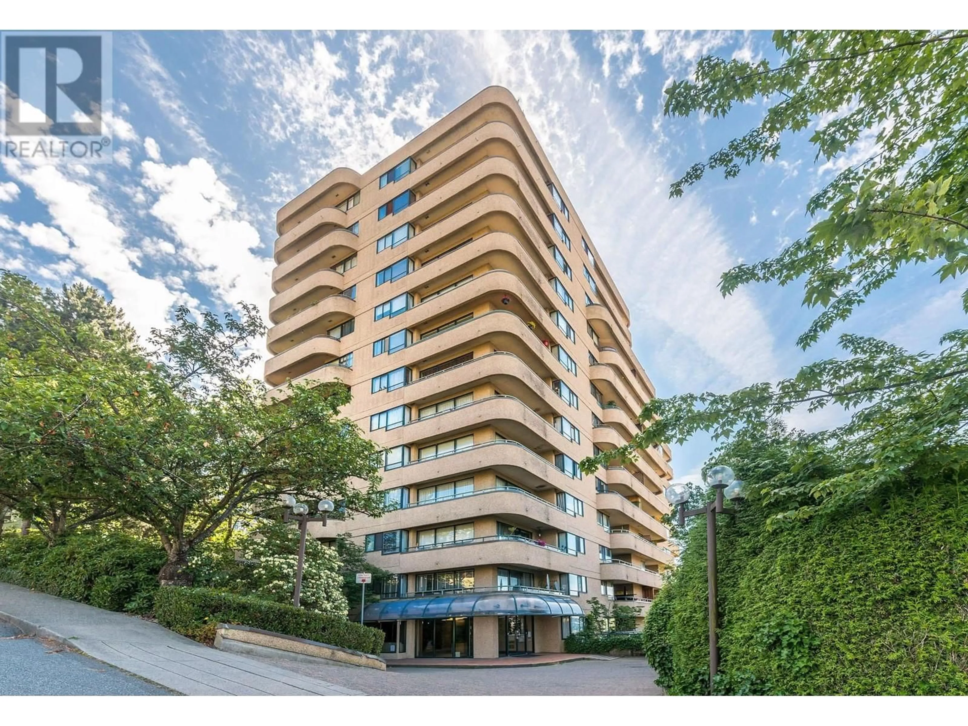 Unknown for L5 - 1026 QUEENS AVENUE, New Westminster British Columbia V3M6B2