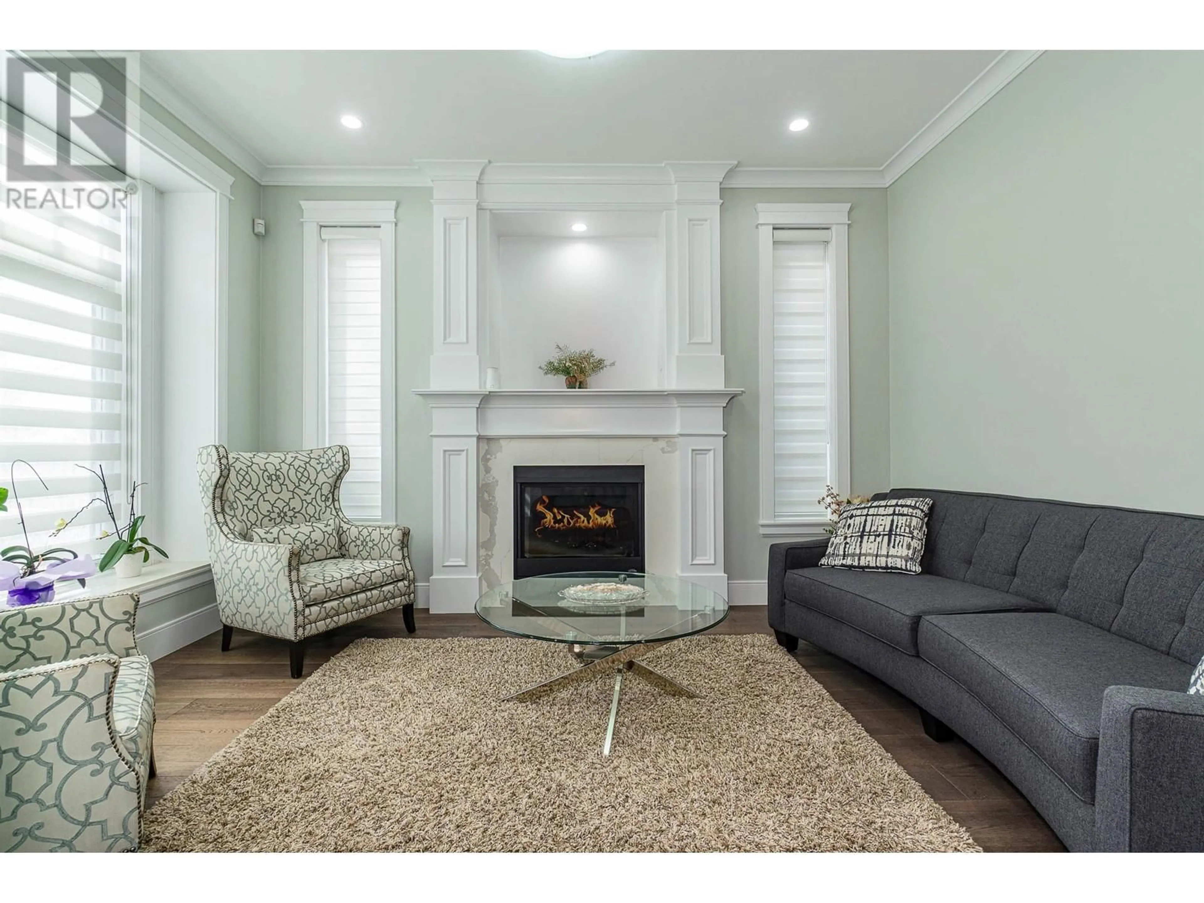 Living room with furniture, unknown for 5029 MARINE DRIVE, Burnaby British Columbia V5J3G5