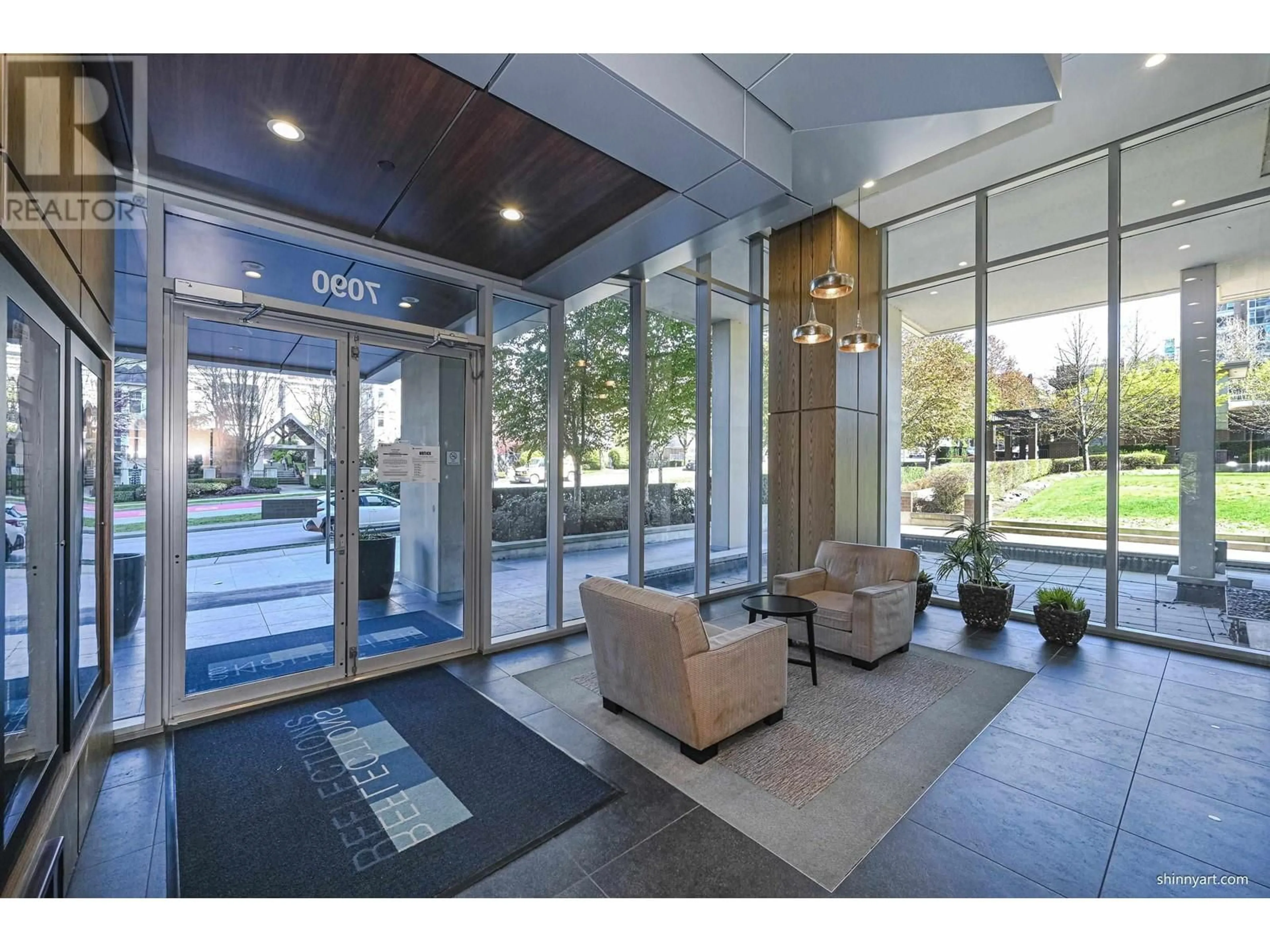 Indoor foyer for 2002 - 7090 EDMONDS STREET, Burnaby British Columbia V3N0C6