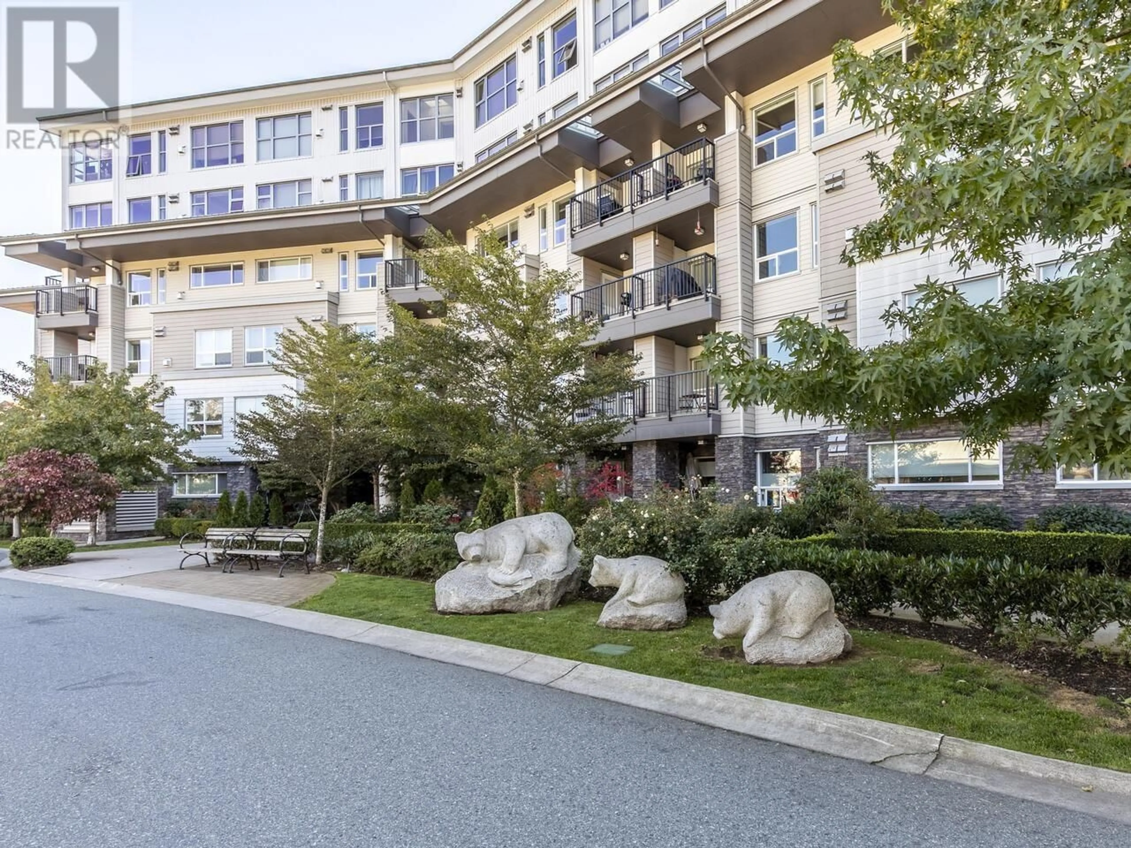 Patio, street for 404 - 1212 MAIN STREET, Squamish British Columbia V8B0S1