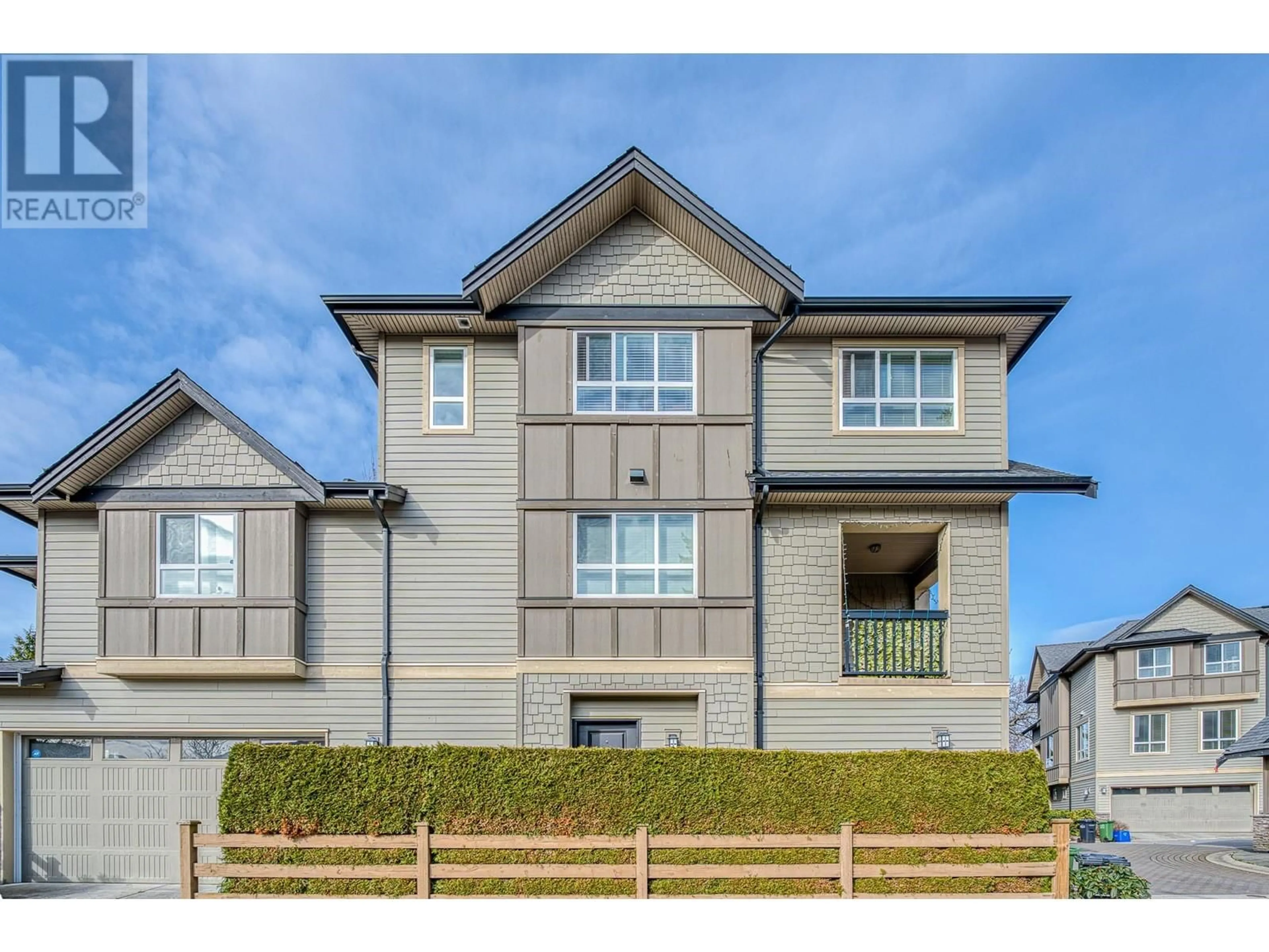 Home with vinyl exterior material, street for 12 - 7140 RAILWAY AVENUE, Richmond British Columbia V7C3J8