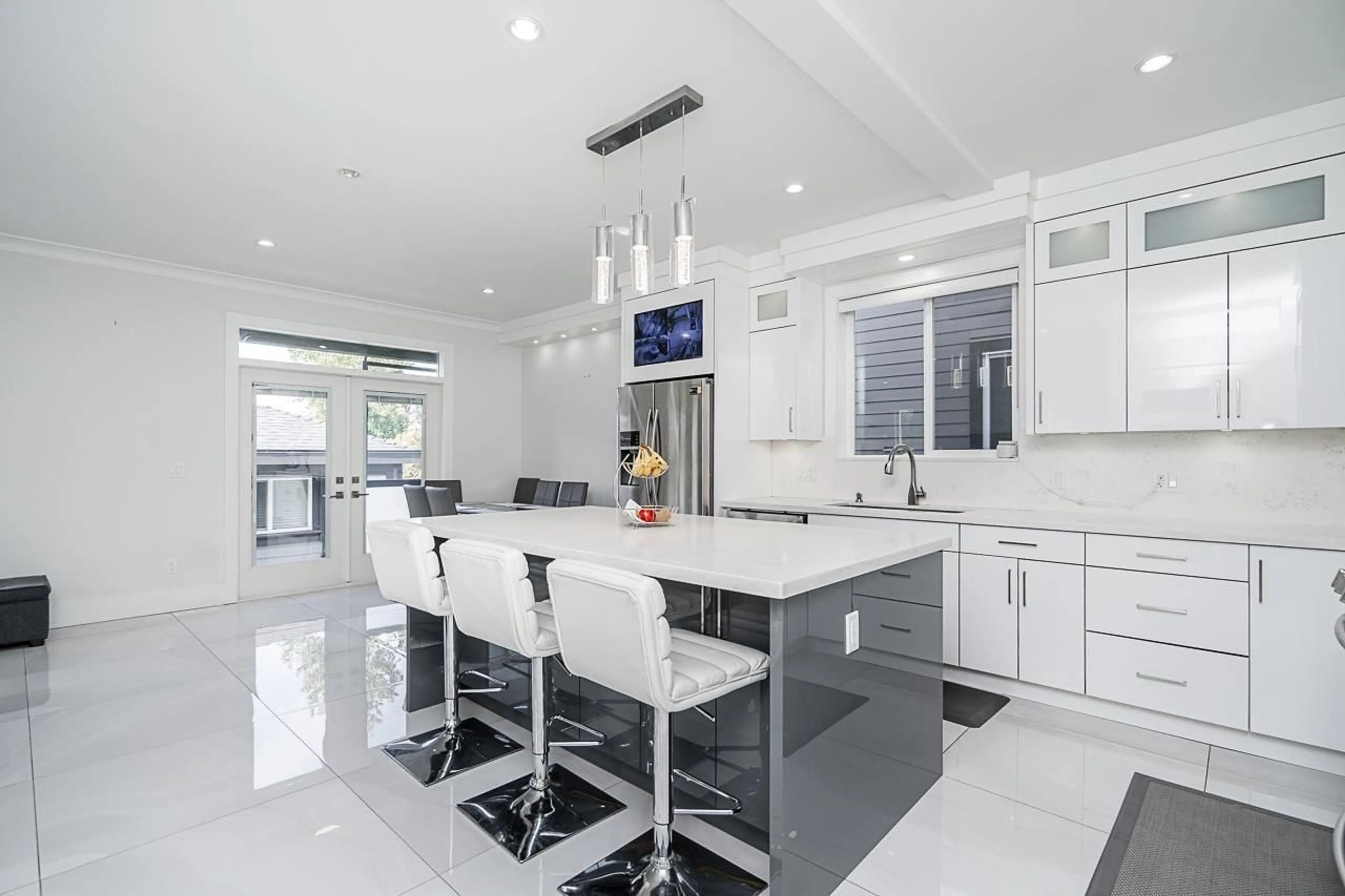 Contemporary kitchen, ceramic/tile floor for 11833 86A, Delta British Columbia V4C2Z2