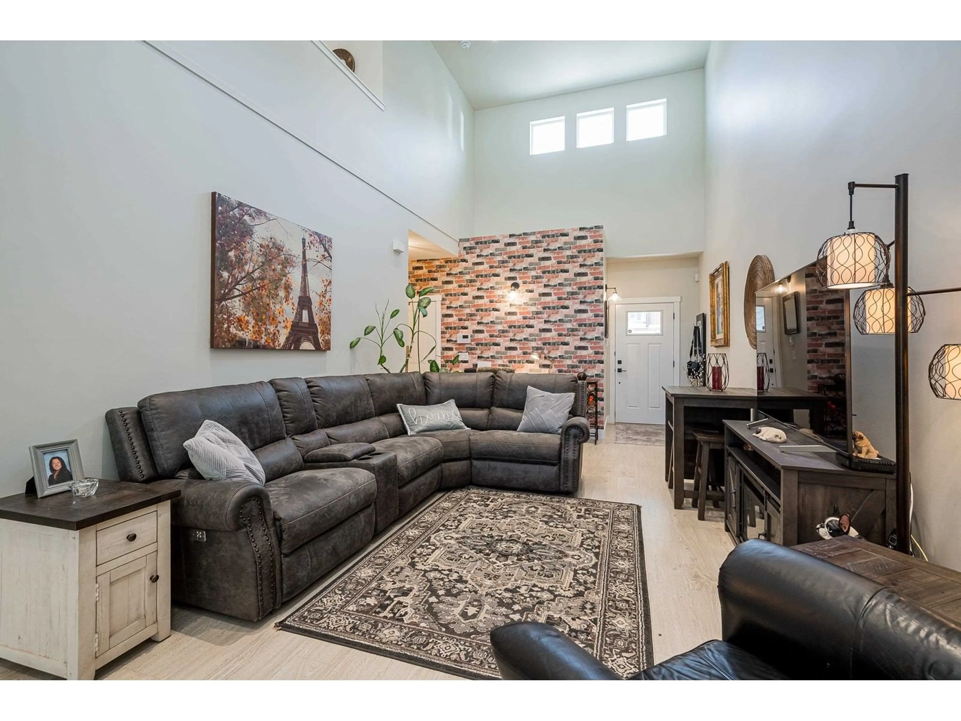 Living room with furniture, unknown for #19 - 20498 82, Langley British Columbia V2Y0V1