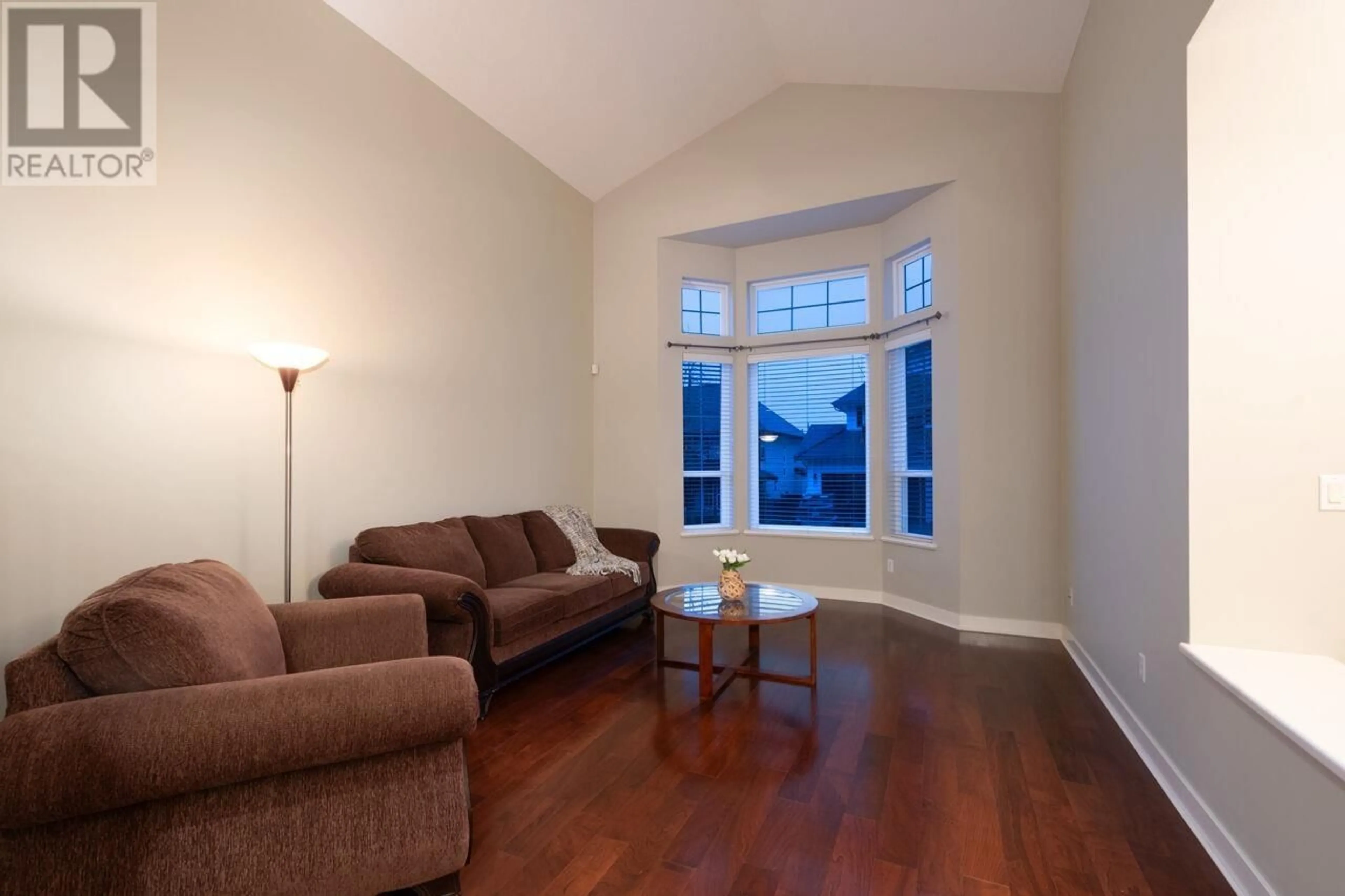 Living room with furniture, wood/laminate floor for 82 CLIFFWOOD DRIVE, Port Moody British Columbia V3H5M1