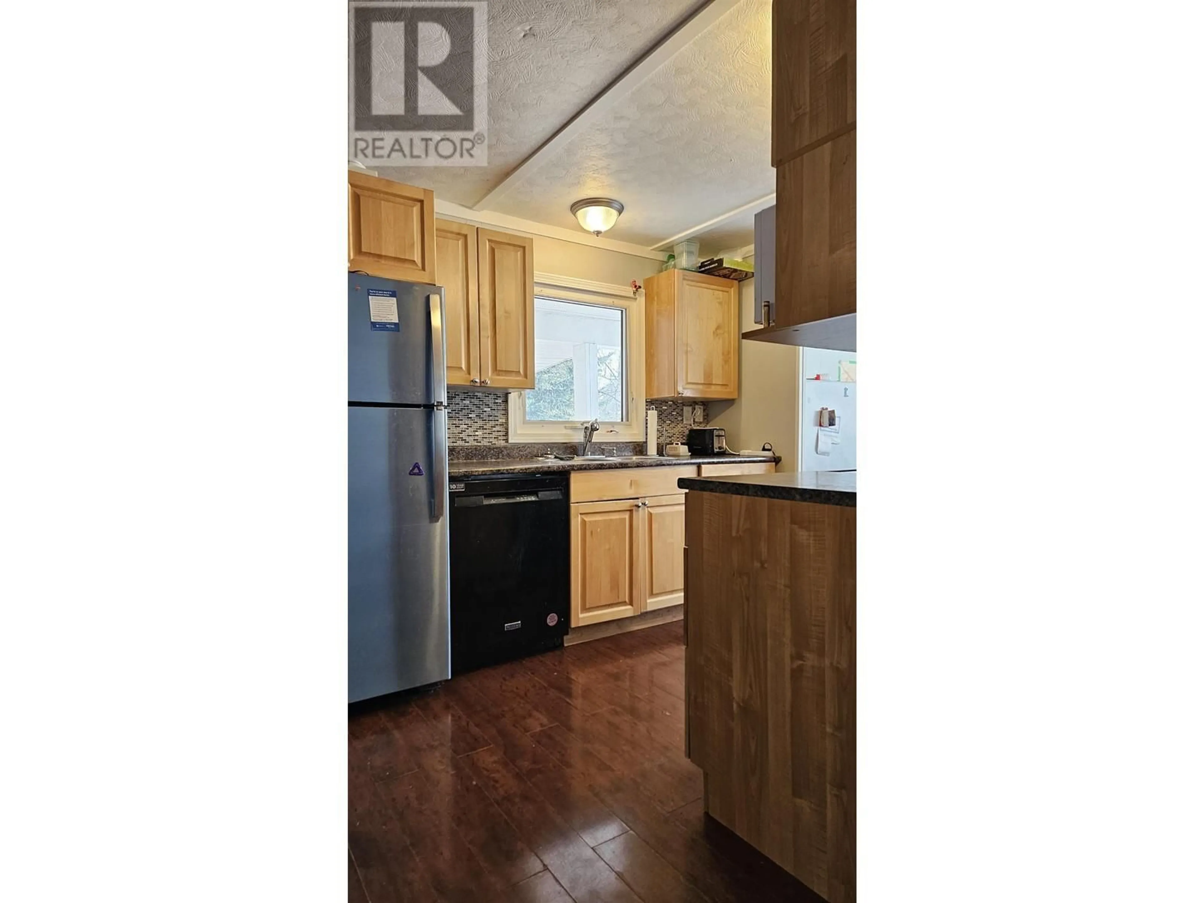 Standard kitchen, wood/laminate floor for 2274 BALL PLACE, Prince George British Columbia V2K3C6