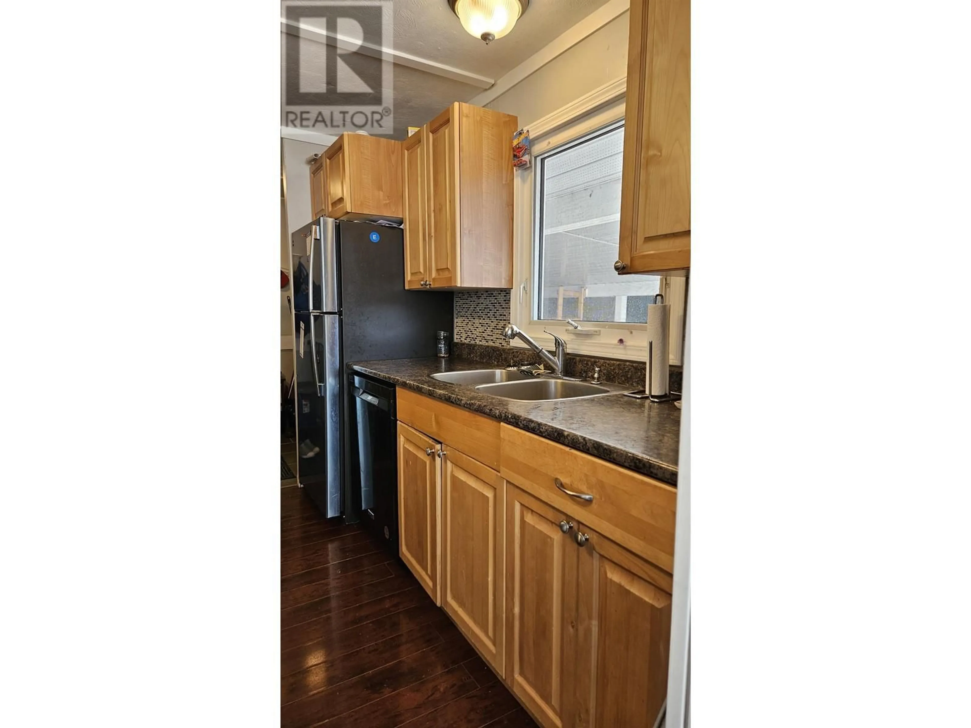 Standard kitchen, wood/laminate floor for 2274 BALL PLACE, Prince George British Columbia V2K3C6