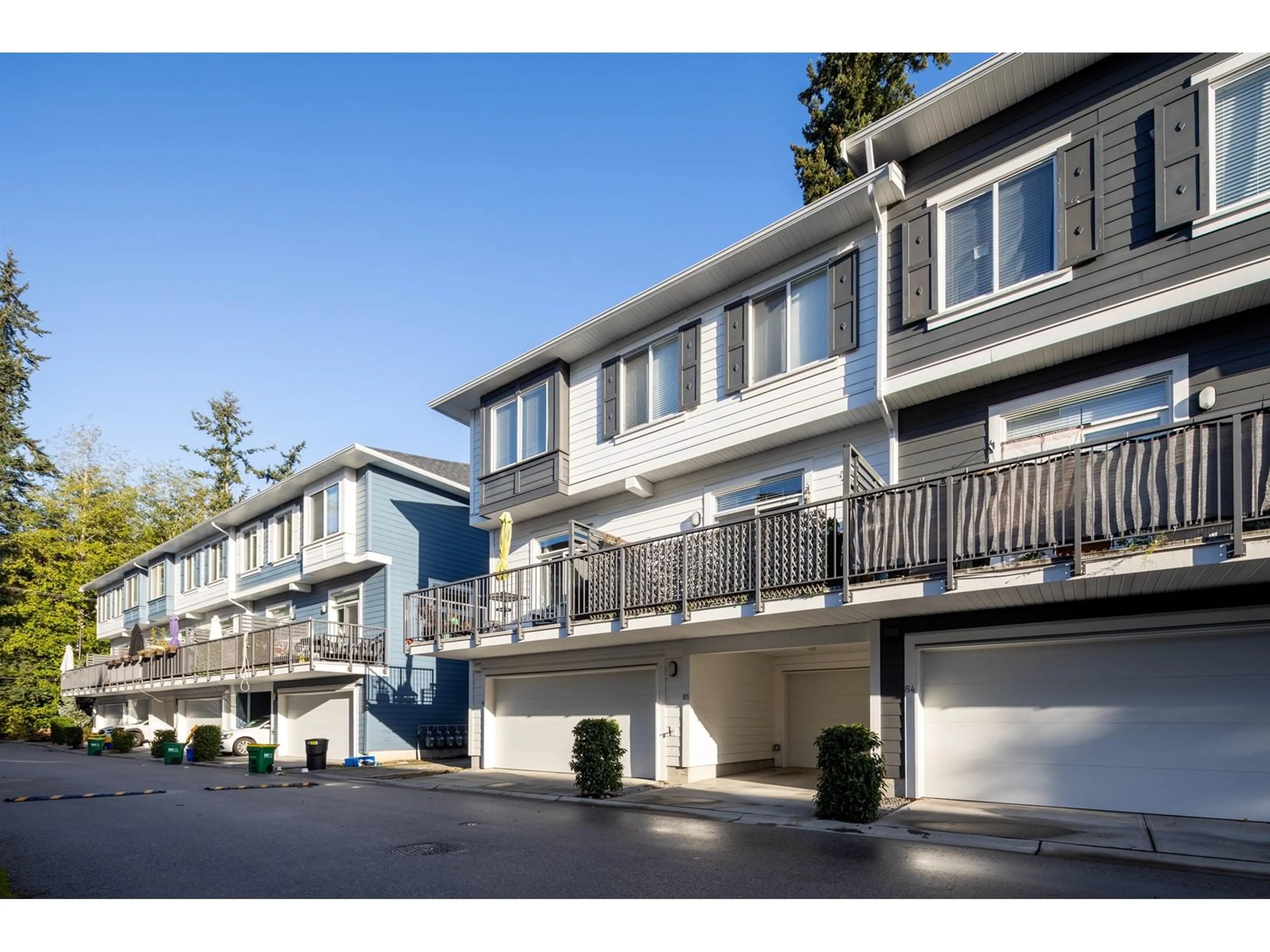 Patio, street for 85 - 158 171, Surrey British Columbia V3Z0X1