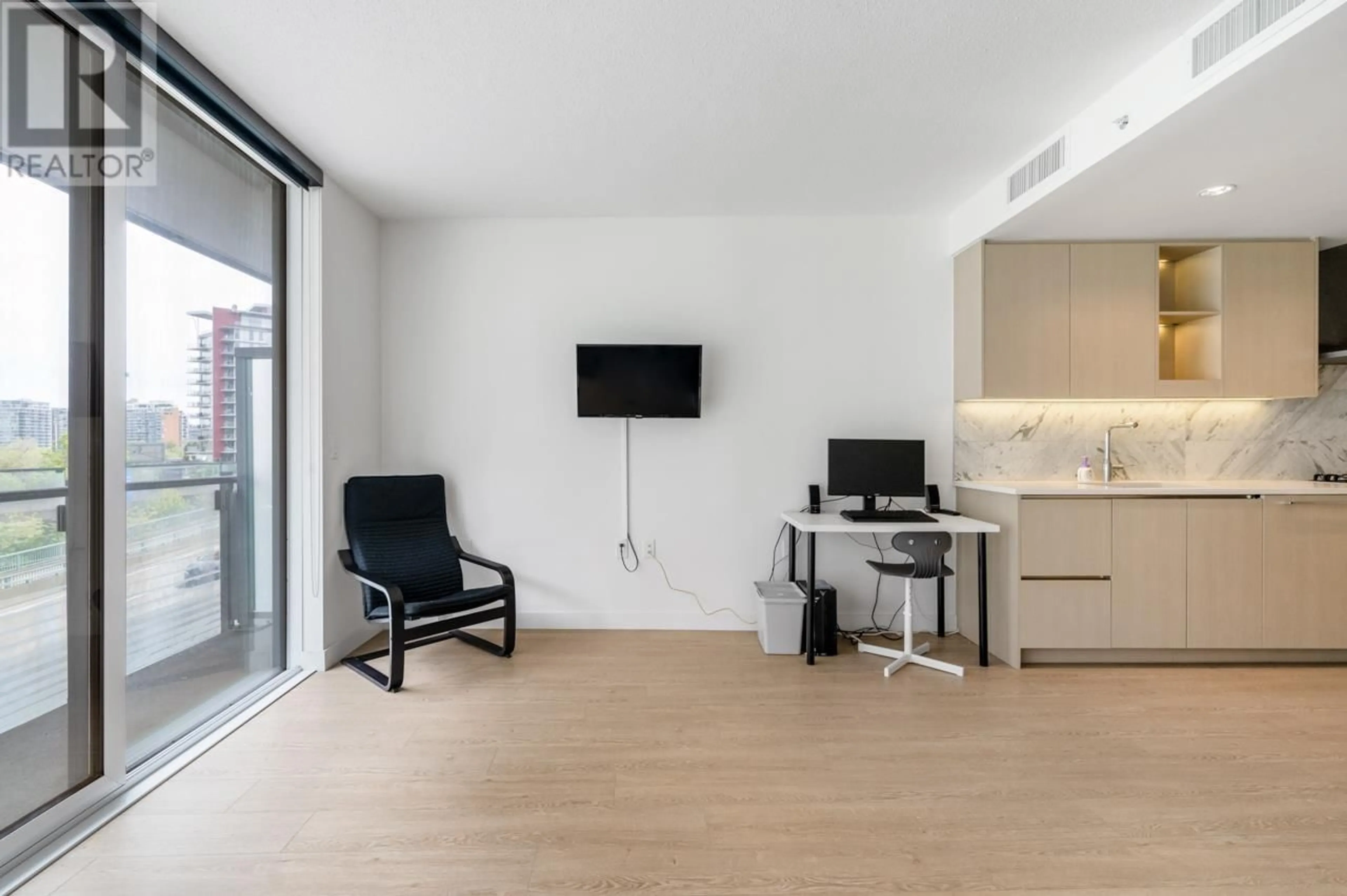A pic of a room for 412 - 89 NELSON STREET, Vancouver British Columbia V6Z0E7