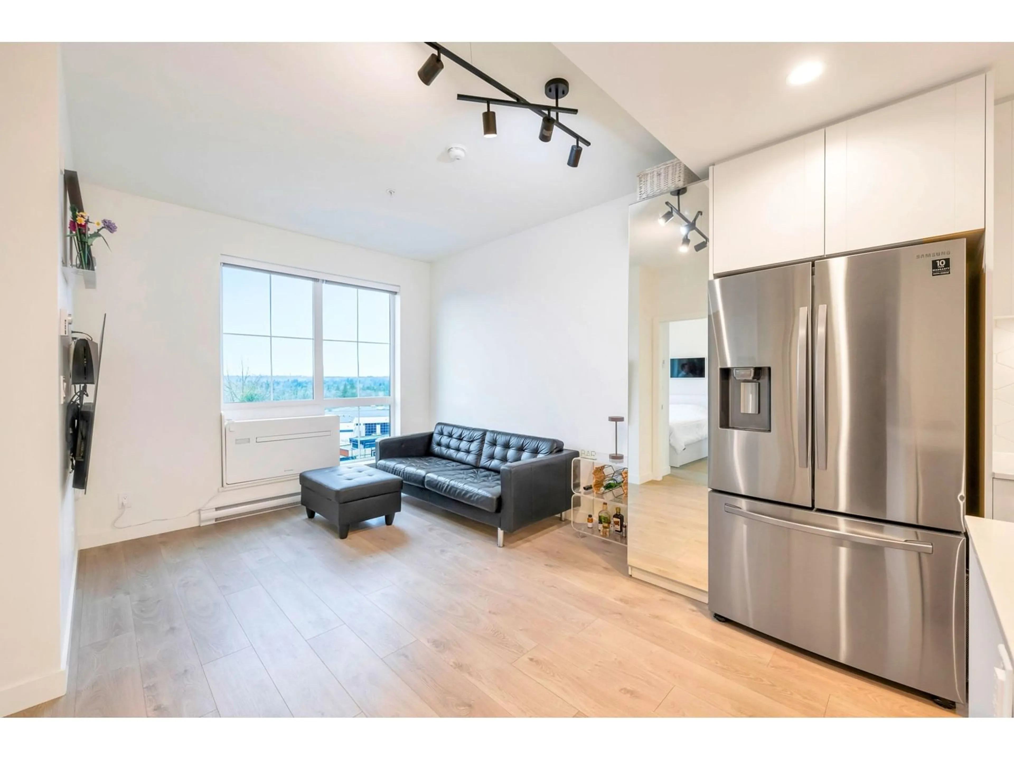 A pic of a room for A601 - 20018 83A, Langley British Columbia V2Y3P2