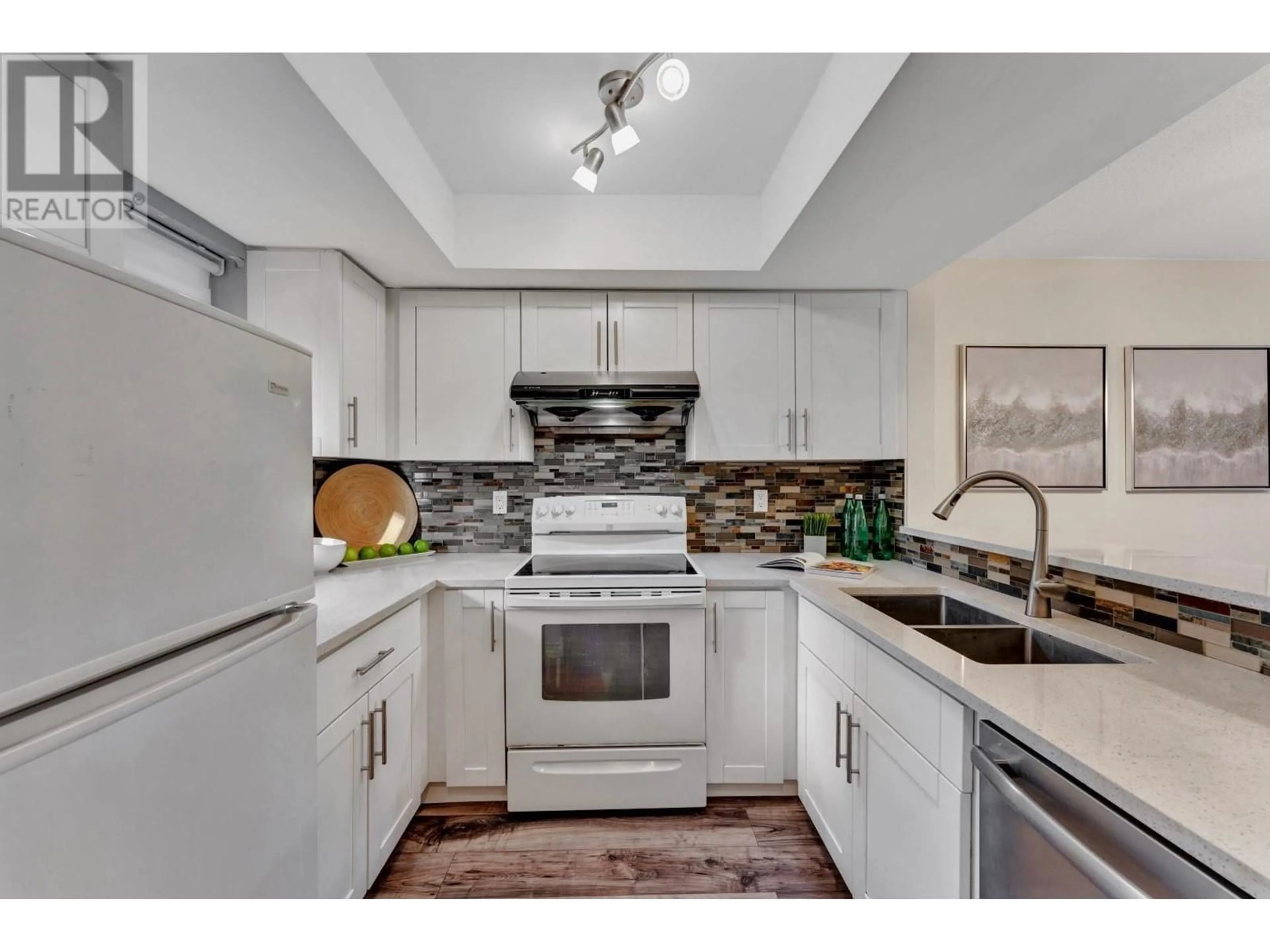 Open concept kitchen, unknown for 45 - 2978 WALTON AVENUE, Coquitlam British Columbia V3B6V6