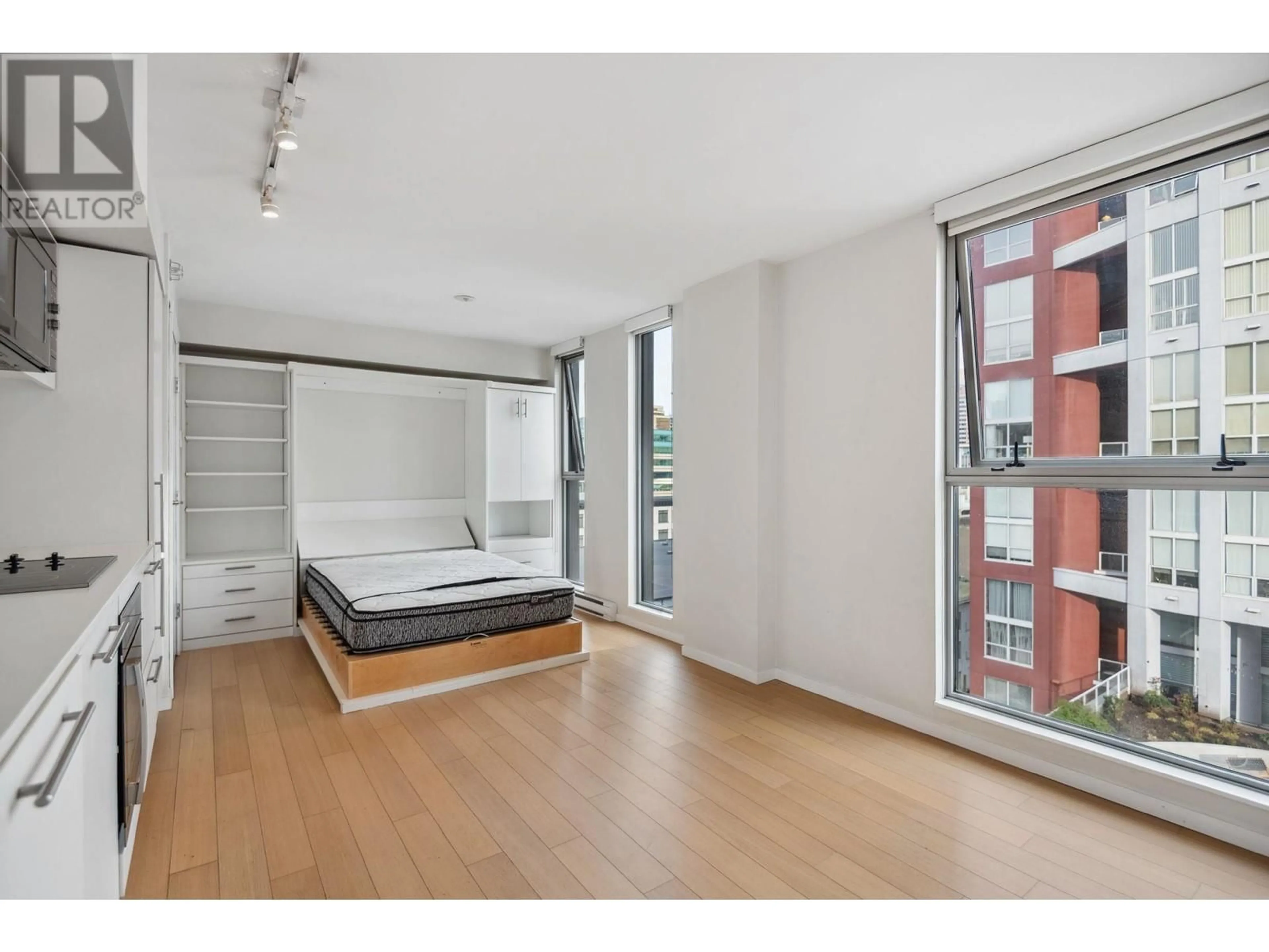 Bedroom with bed, unknown for 1201 - 999 SEYMOUR STREET, Vancouver British Columbia V6B0M5