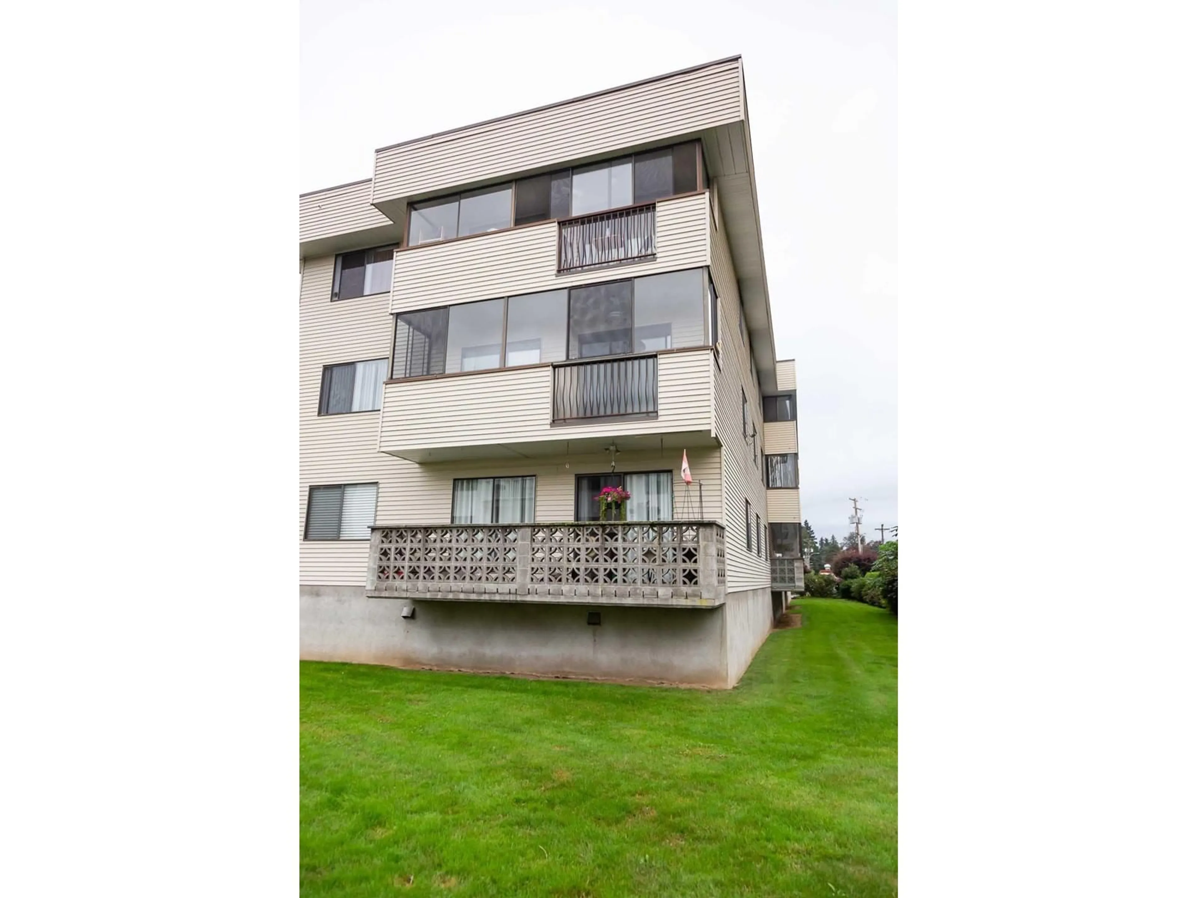 Unknown for 205 - 33369 OLD YALE, Abbotsford British Columbia V2S2J6