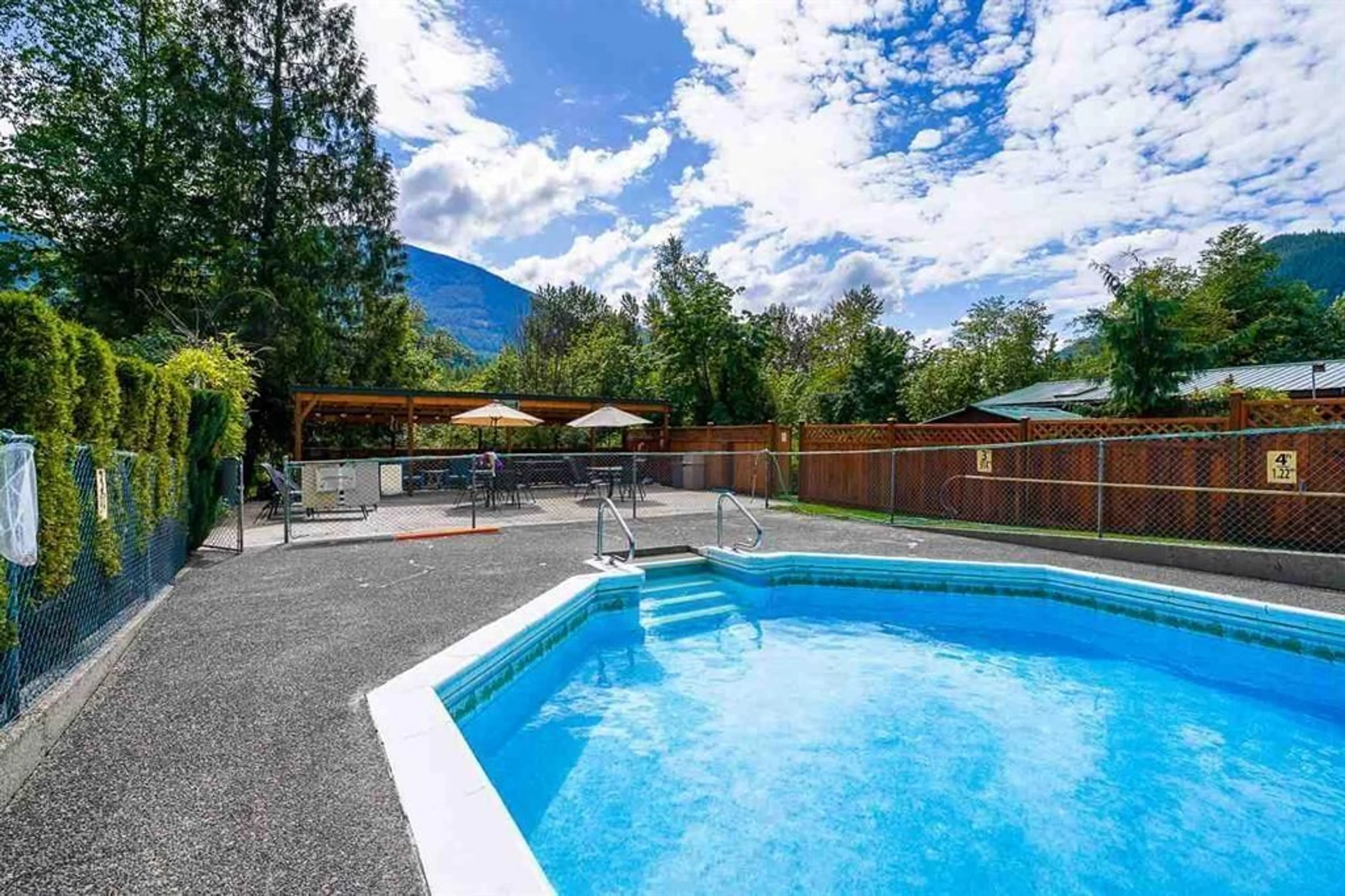 Pool for 23 30860 TRANS CANADA HIGHWAY|Yale “ Dog, Hope British Columbia V0K2S0
