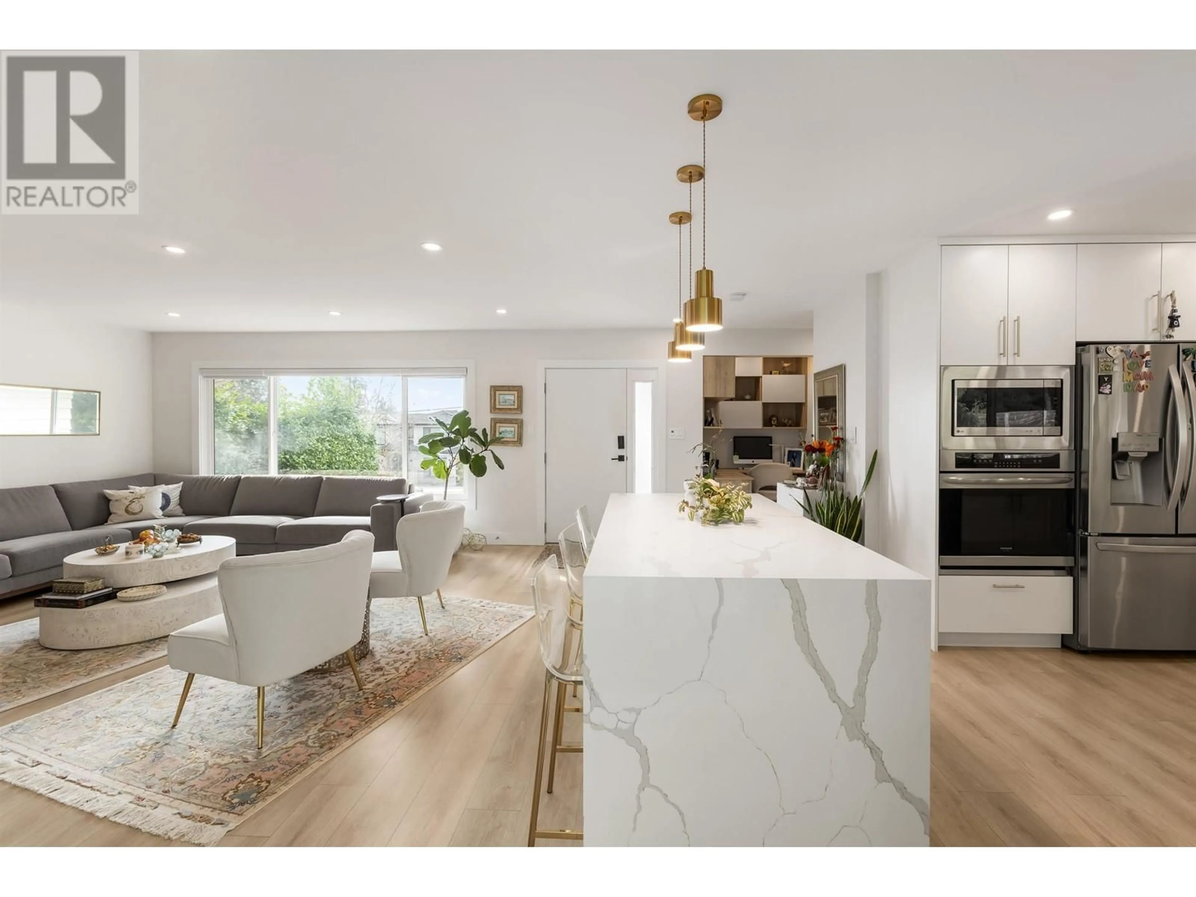 Open concept kitchen, unknown for 3950 TRENTON PLACE, North Vancouver British Columbia V7R3G5