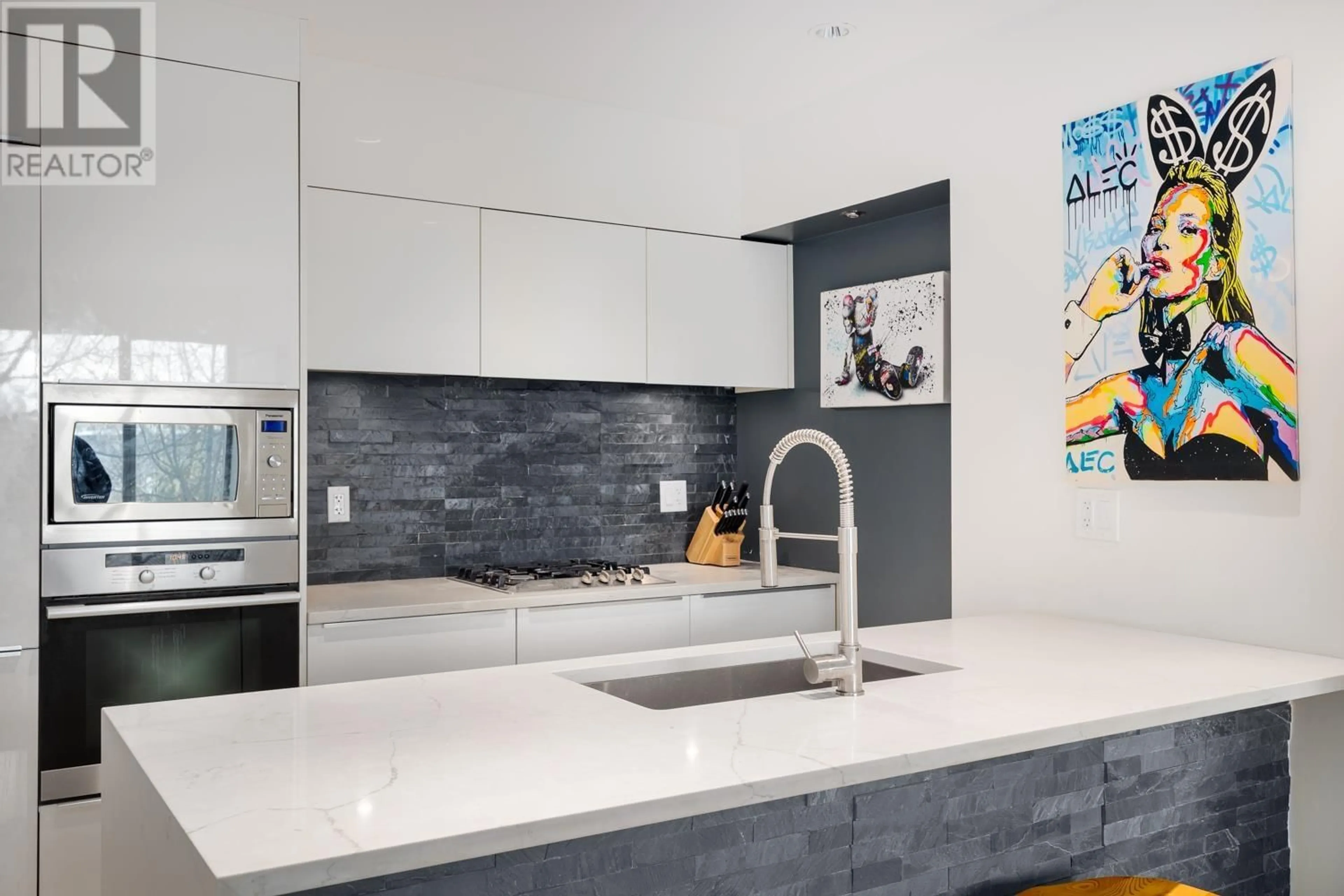 Contemporary kitchen, unknown for 203 - 181 1ST AVENUE, Vancouver British Columbia V5Y0E3