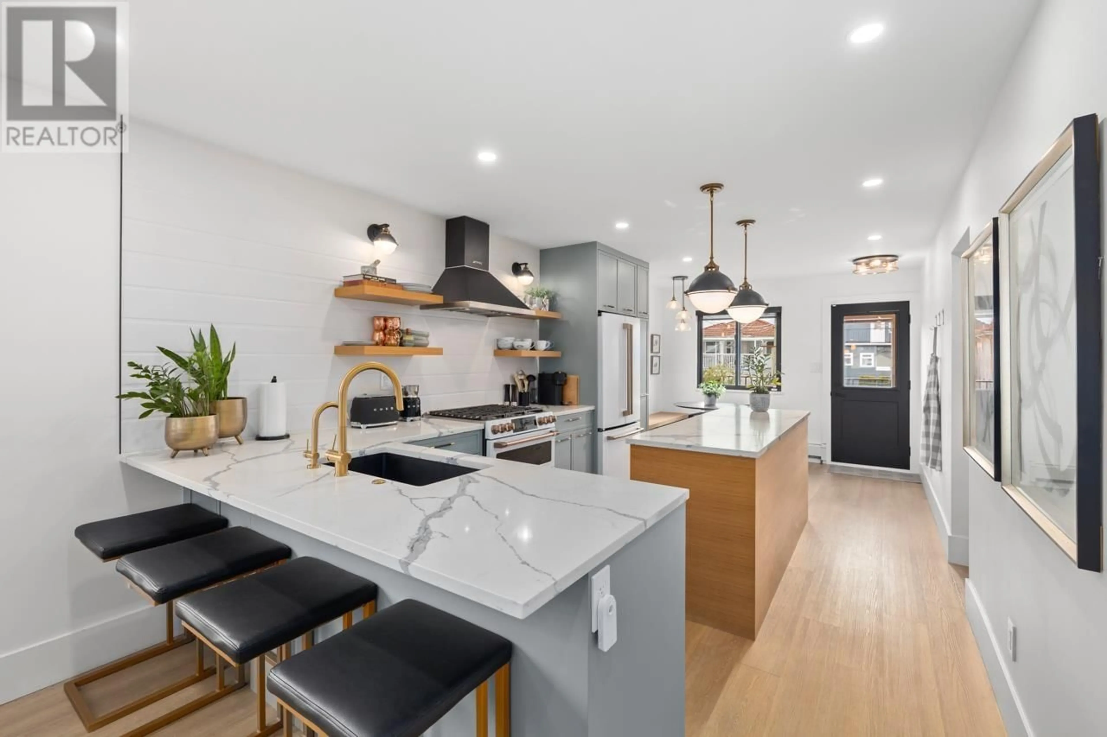 Open concept kitchen, unknown for 2188 MANNERING AVENUE, Vancouver British Columbia V5N3C4