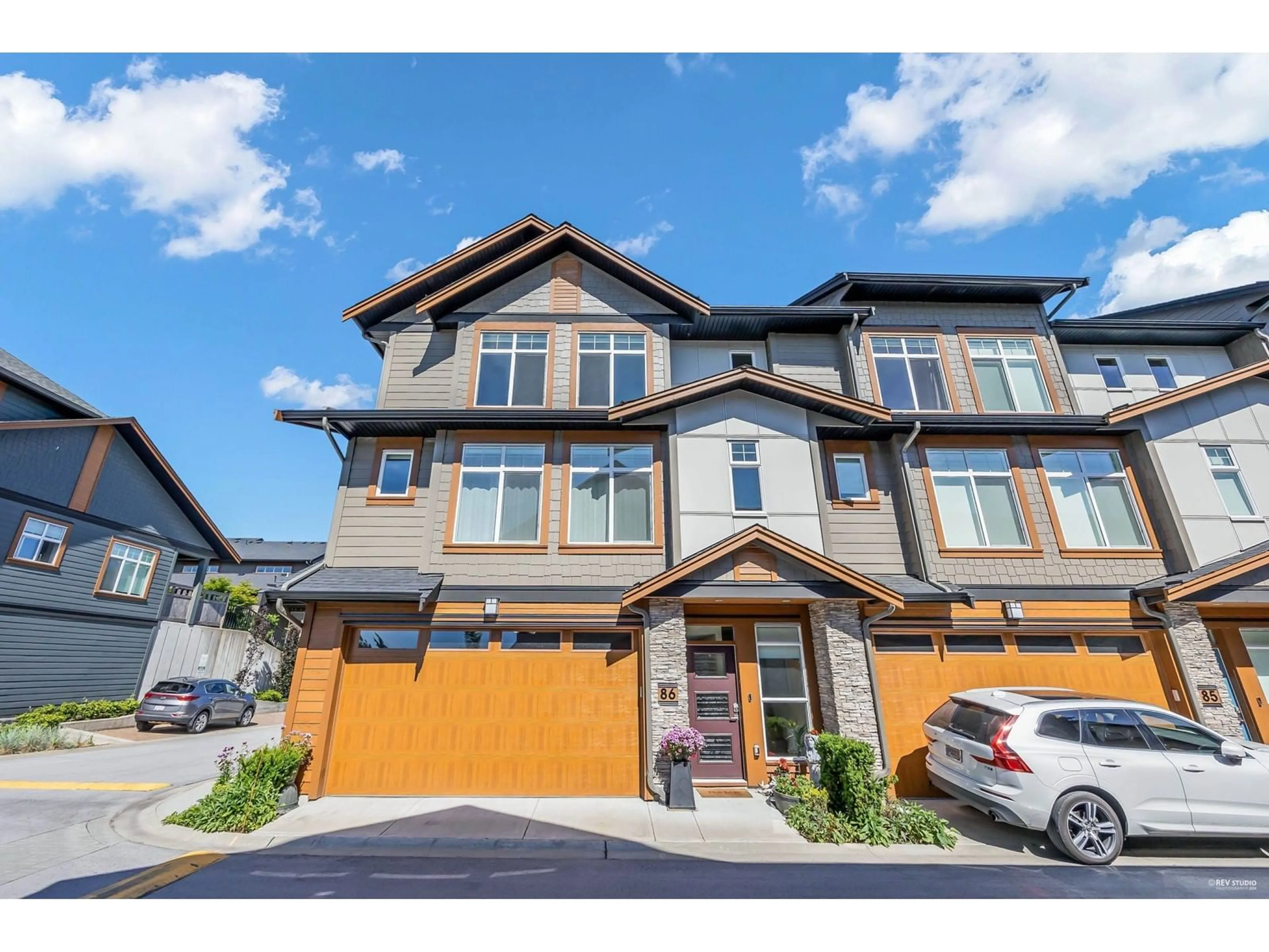 Unknown for 86 - 17033 FRASER, Surrey British Columbia V4N6V2