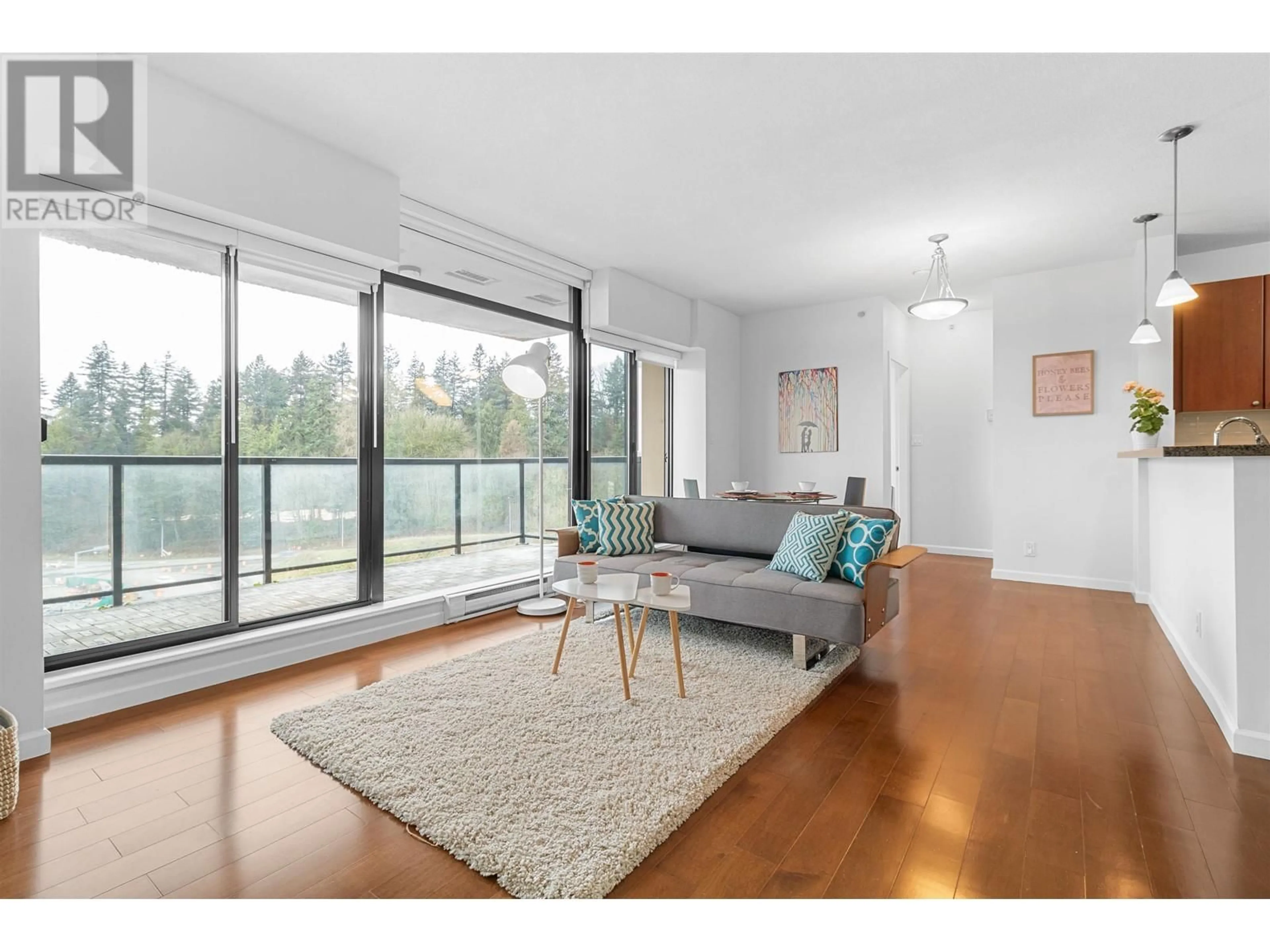 Living room with furniture, unknown for 1102 - 15 ROYAL AVENUE, New Westminster British Columbia V3L0A9